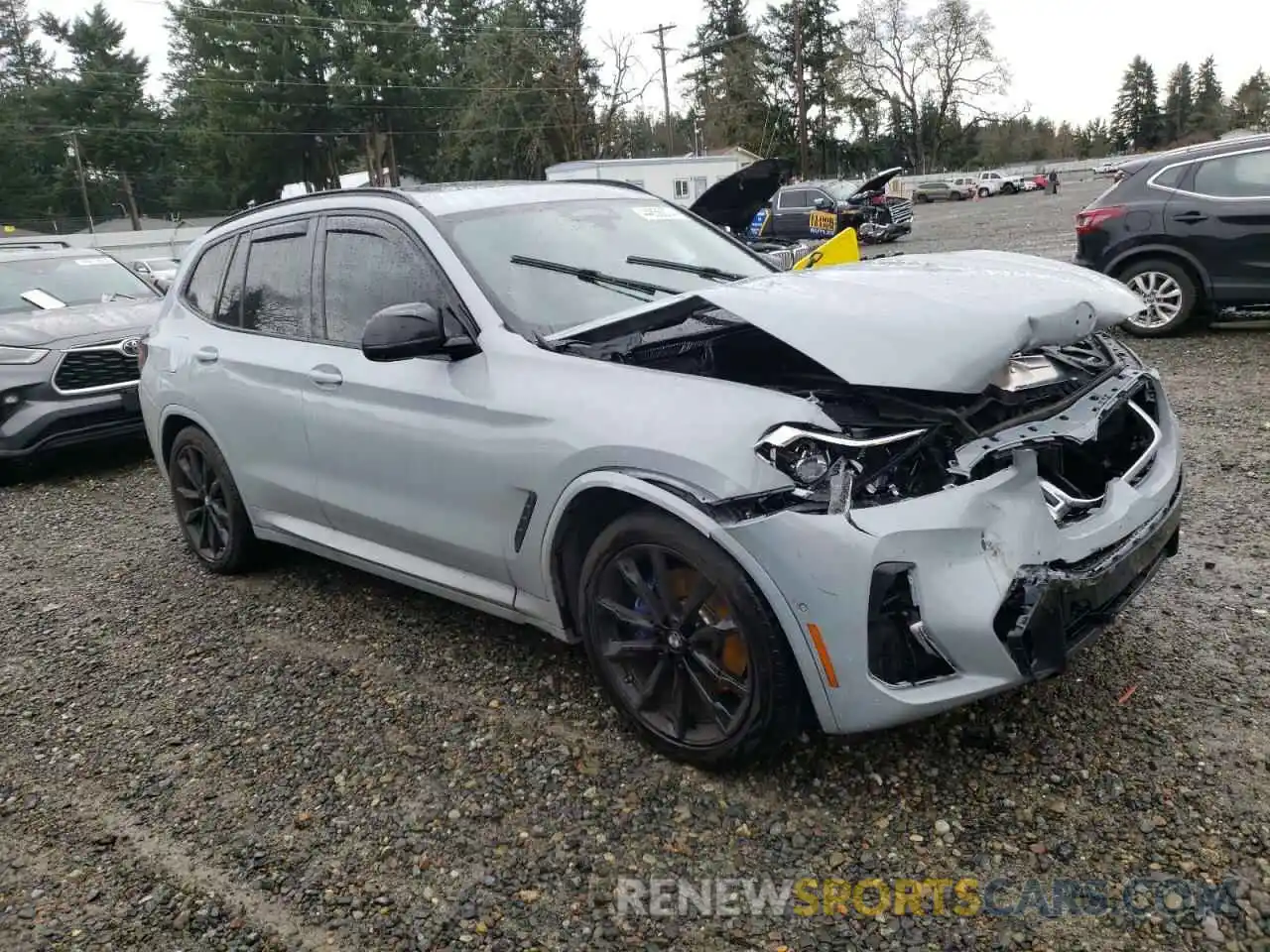 4 Photograph of a damaged car 5UX83DP06N9L79921 BMW X3 M40I 2022