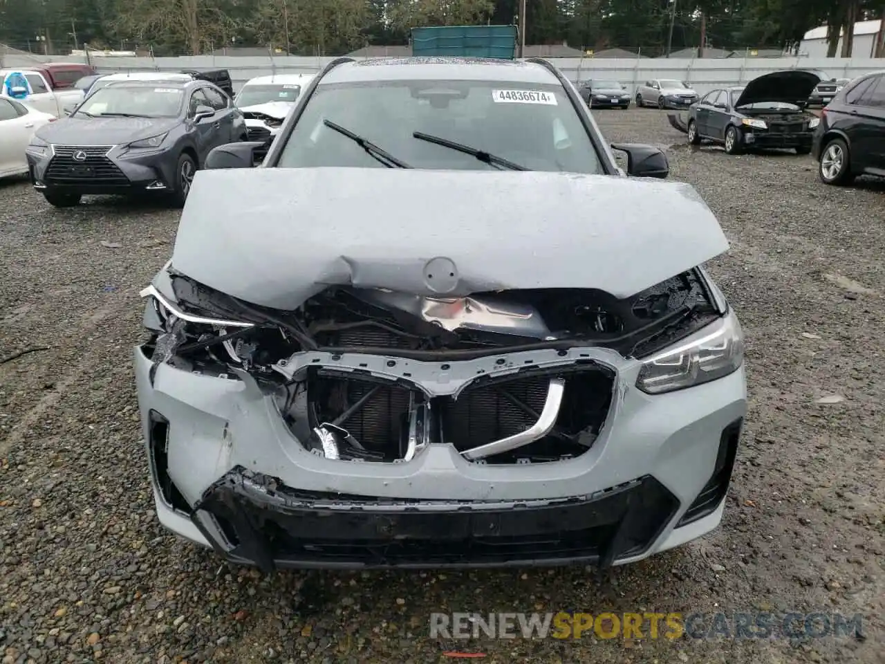 5 Photograph of a damaged car 5UX83DP06N9L79921 BMW X3 M40I 2022