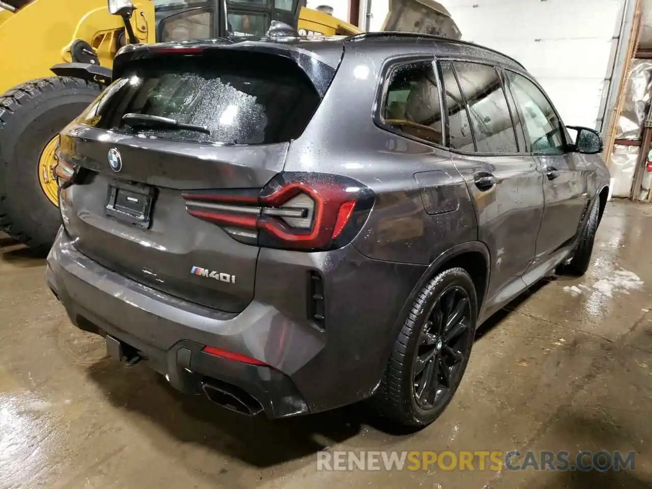 3 Photograph of a damaged car 5UX83DP06N9M55329 BMW X3 M40I 2022