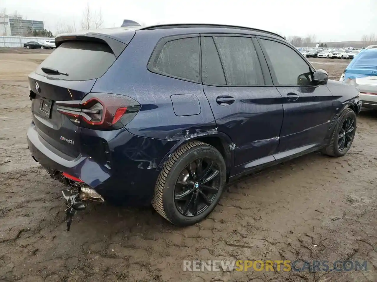 3 Photograph of a damaged car 5UX83DP03P9T08226 BMW X3 M40I 2023