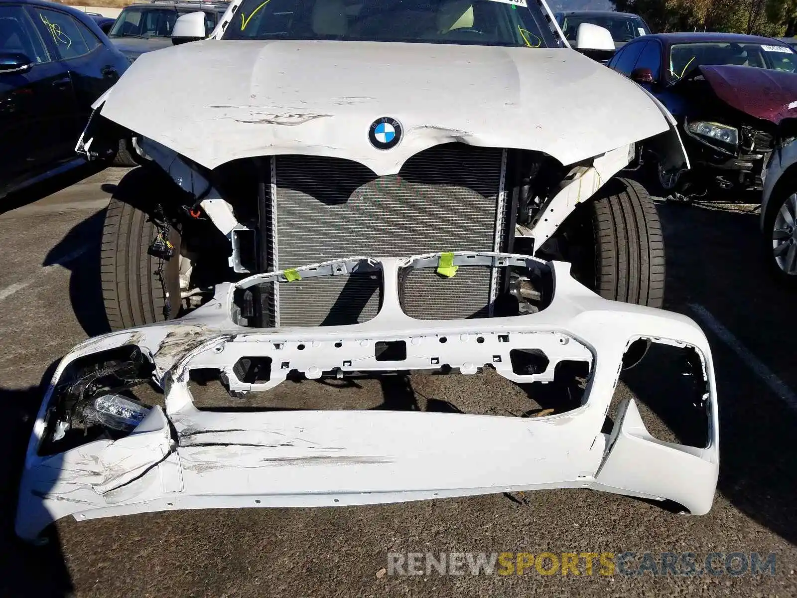 9 Photograph of a damaged car 5UXTR7C50KLE97167 BMW X3 SDRIVE3 2019