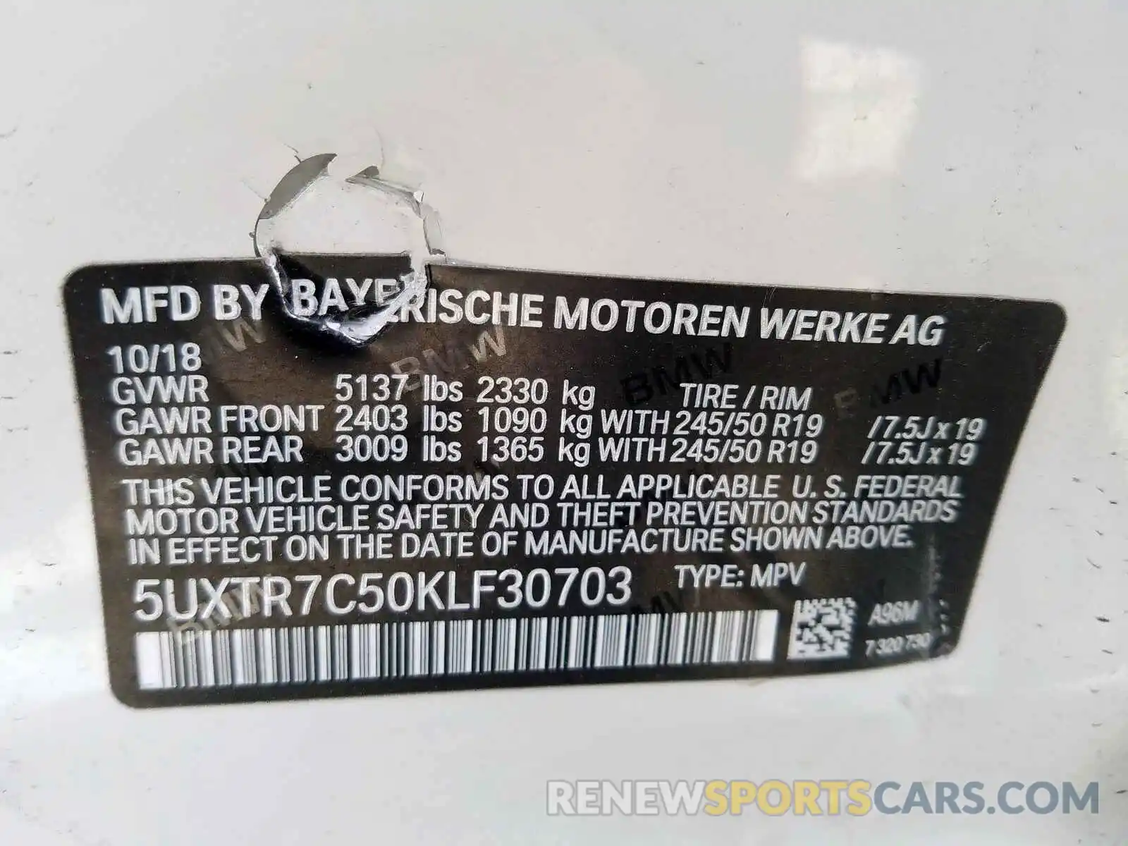 10 Photograph of a damaged car 5UXTR7C50KLF30703 BMW X3 SDRIVE3 2019