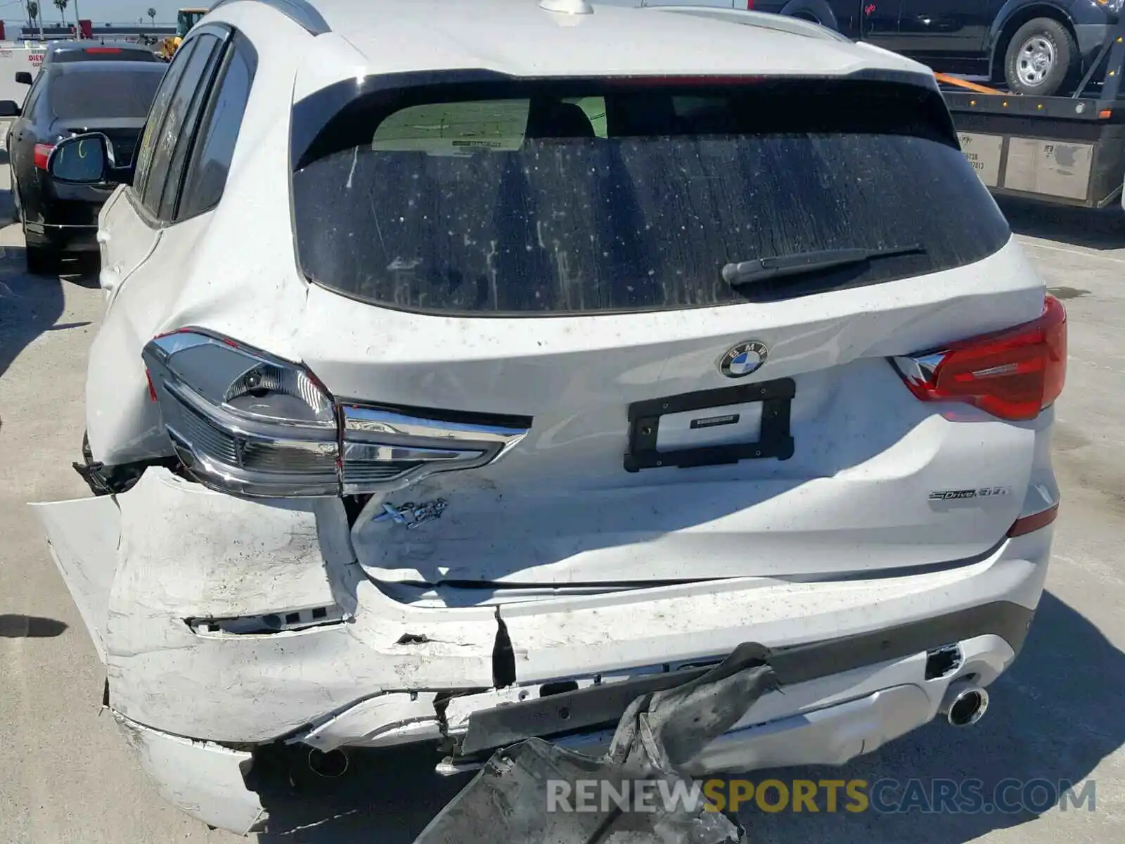 9 Photograph of a damaged car 5UXTR7C53KLF27746 BMW X3 SDRIVE3 2019