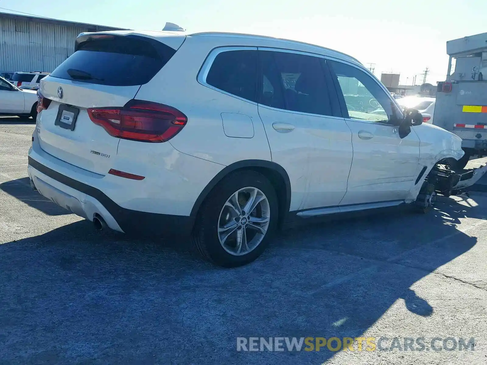 4 Photograph of a damaged car 5UXTR7C53KLR43647 BMW X3 SDRIVE3 2019