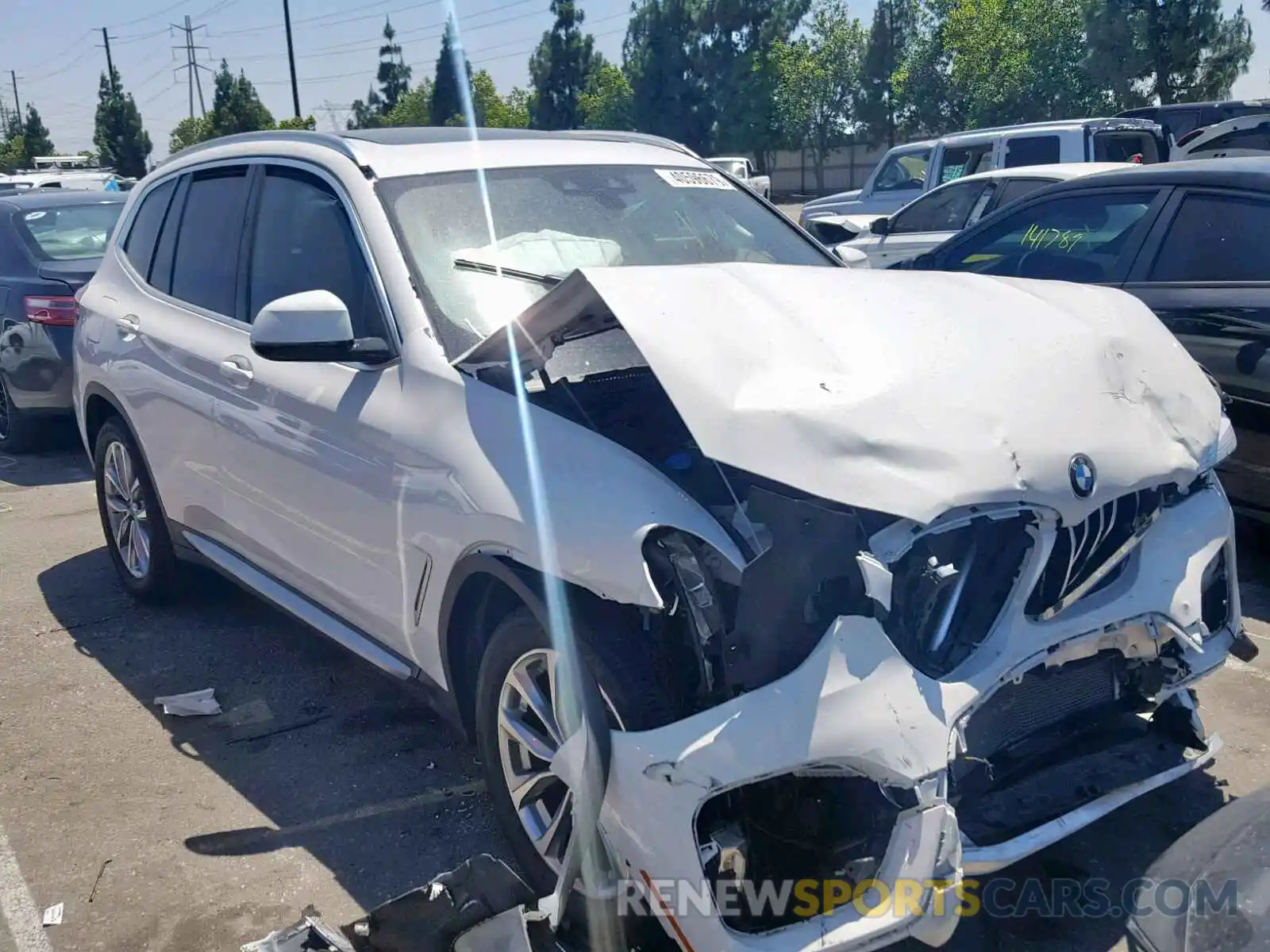 1 Photograph of a damaged car 5UXTR7C54KLE93722 BMW X3 SDRIVE3 2019