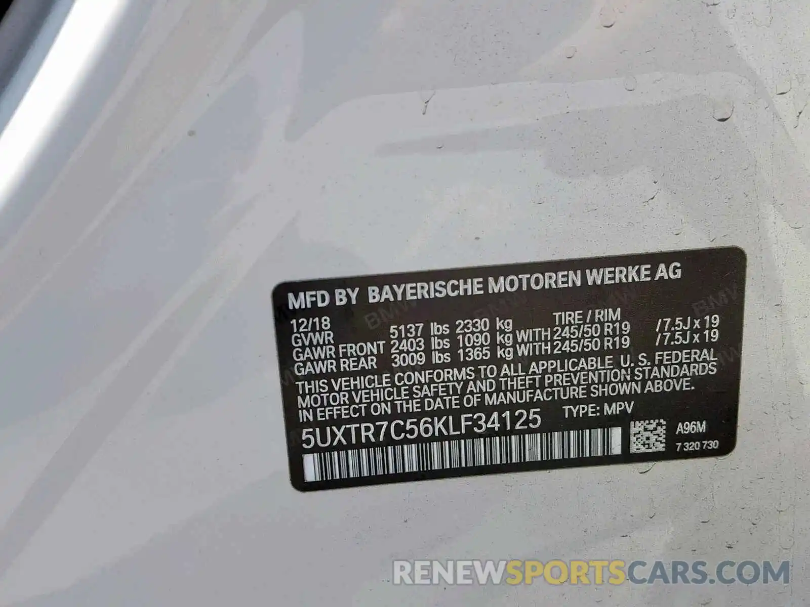 10 Photograph of a damaged car 5UXTR7C56KLF34125 BMW X3 SDRIVE3 2019