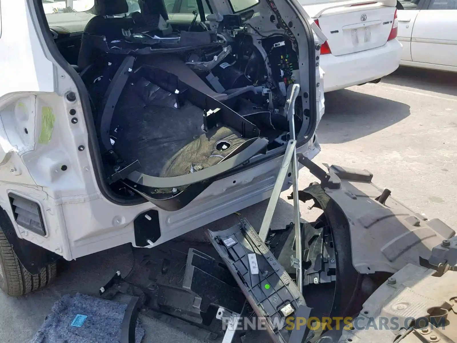 9 Photograph of a damaged car 5UXTR7C56KLF34125 BMW X3 SDRIVE3 2019
