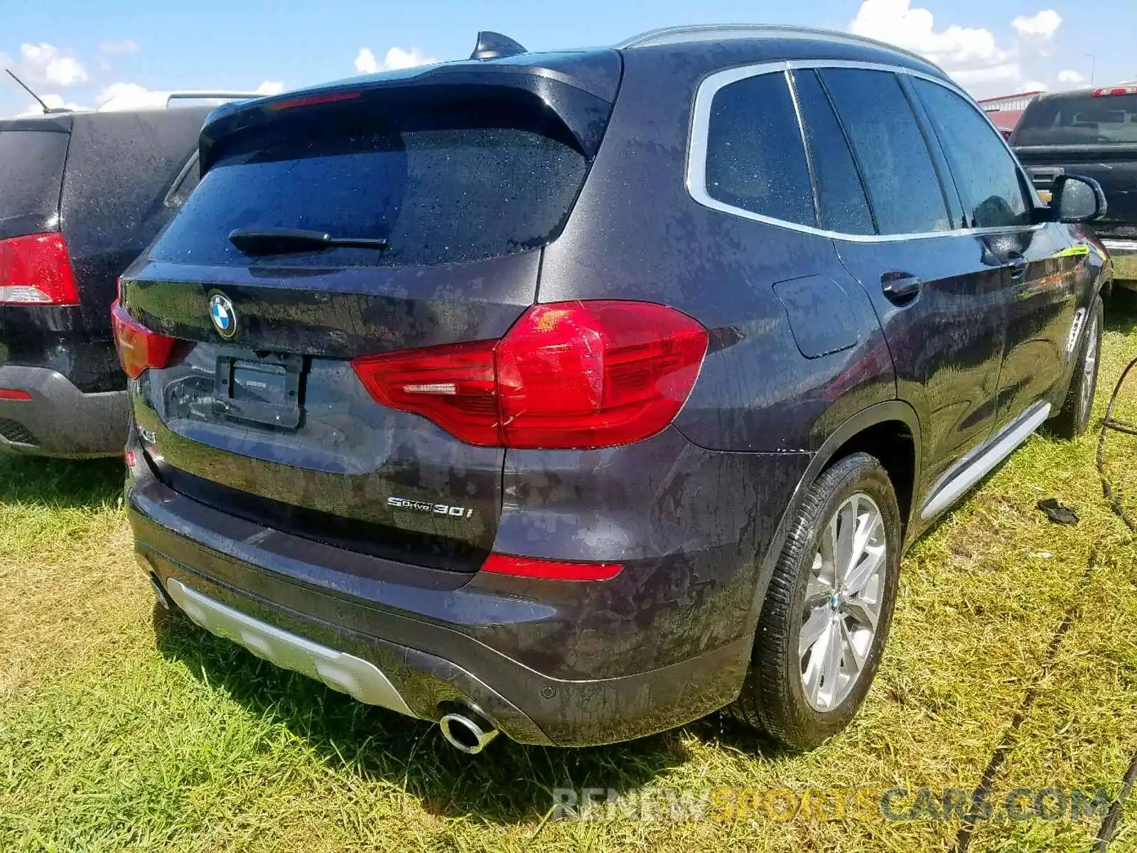 4 Photograph of a damaged car 5UXTR7C57KLE98851 BMW X3 SDRIVE3 2019