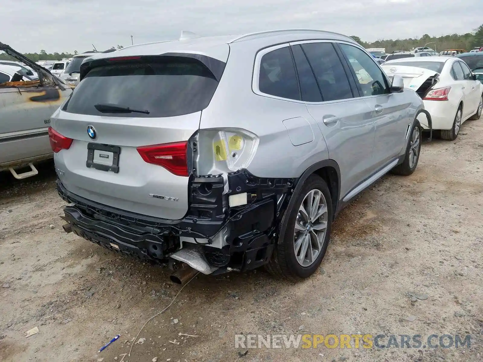 4 Photograph of a damaged car 5UXTR7C57KLF27944 BMW X3 SDRIVE3 2019