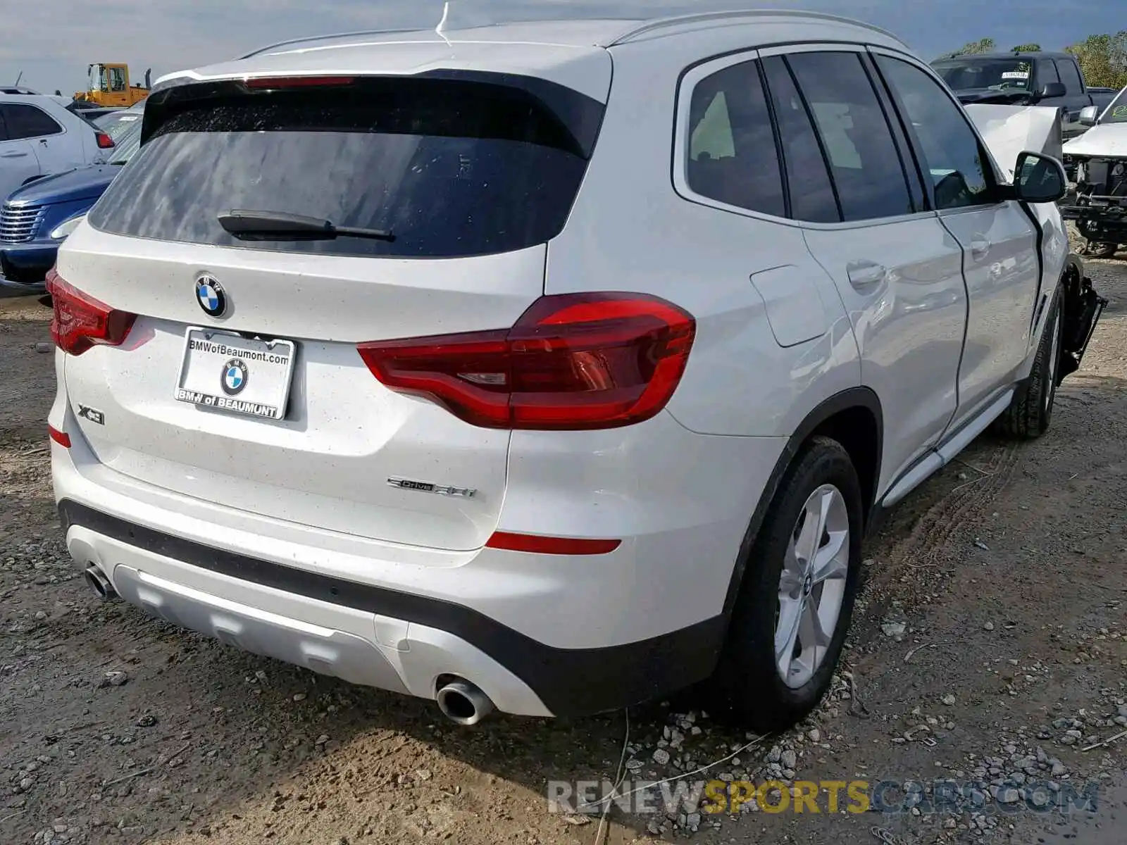 4 Photograph of a damaged car 5UXTR7C5XKLA48403 BMW X3 SDRIVE3 2019