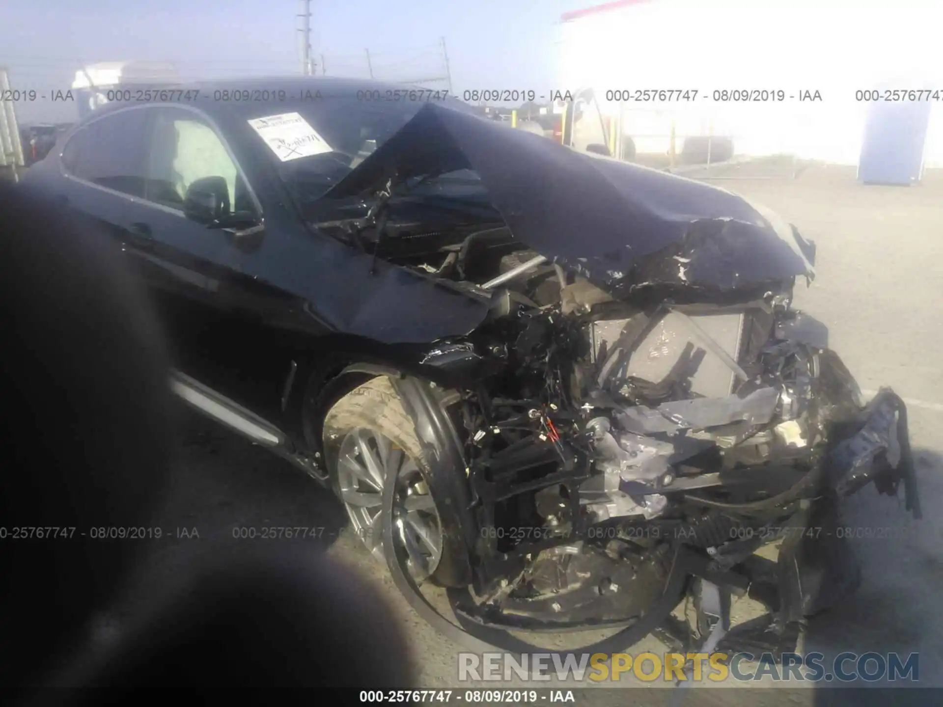 1 Photograph of a damaged car 5UXUJ3C50KLG51798 BMW X4 2019