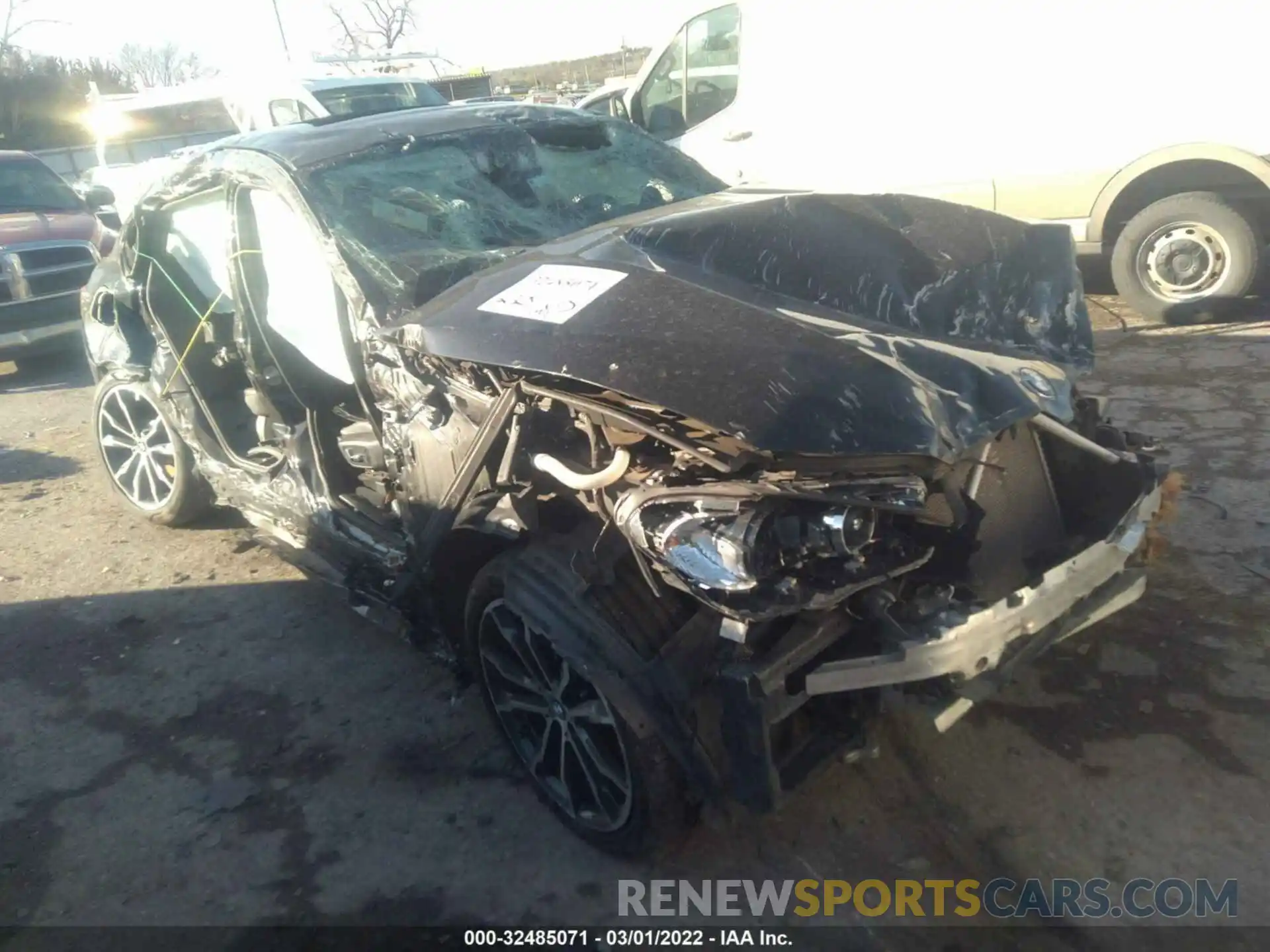 1 Photograph of a damaged car 5UXUJ3C50KLG52191 BMW X4 2019