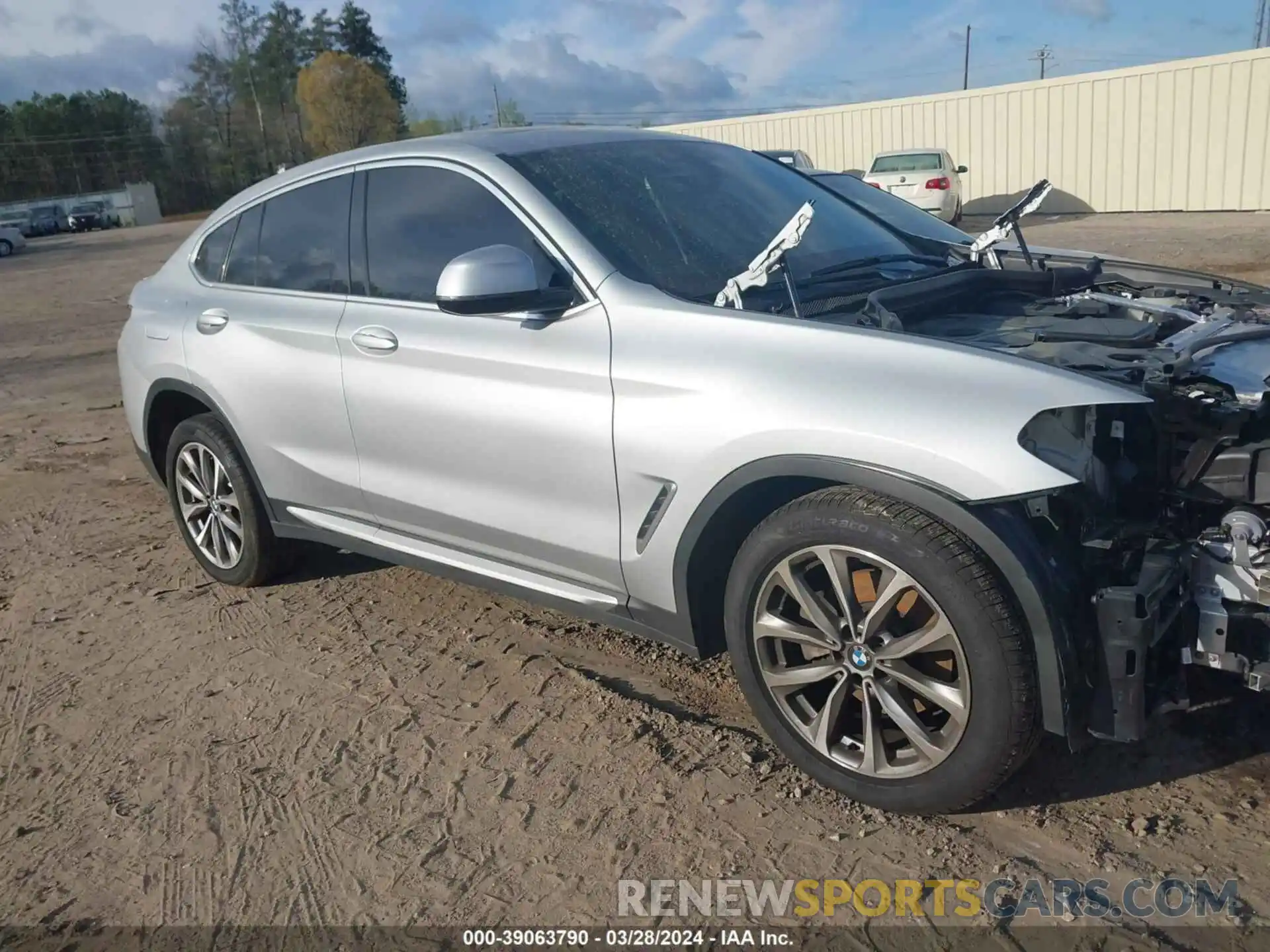 12 Фотография поврежденного автомобиля 5UXUJ3C50KLG54152 BMW X4 2019