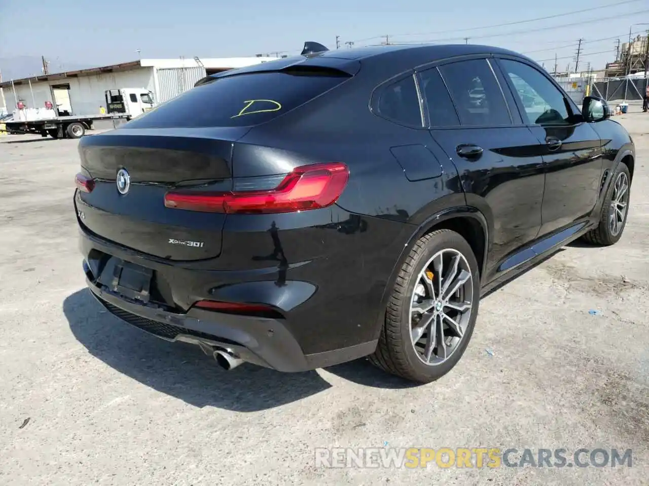 4 Photograph of a damaged car 5UXUJ3C50KLG54216 BMW X4 2019