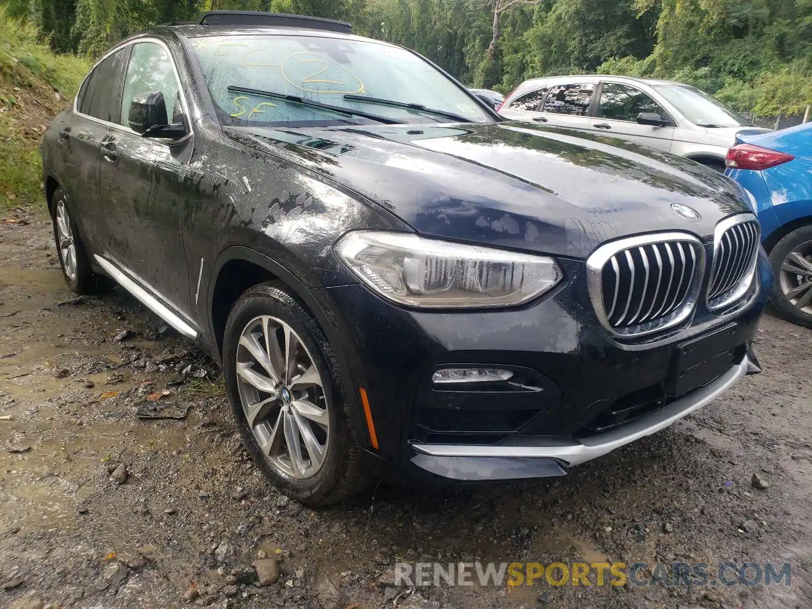 1 Photograph of a damaged car 5UXUJ3C51KLG51891 BMW X4 2019