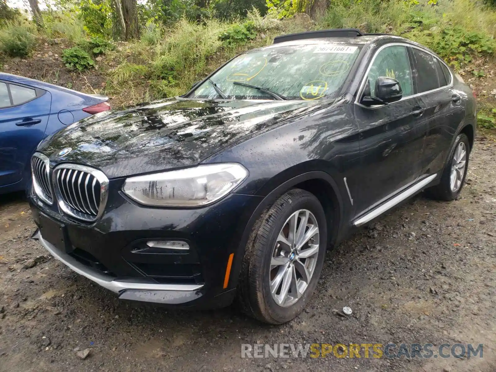 2 Photograph of a damaged car 5UXUJ3C51KLG51891 BMW X4 2019