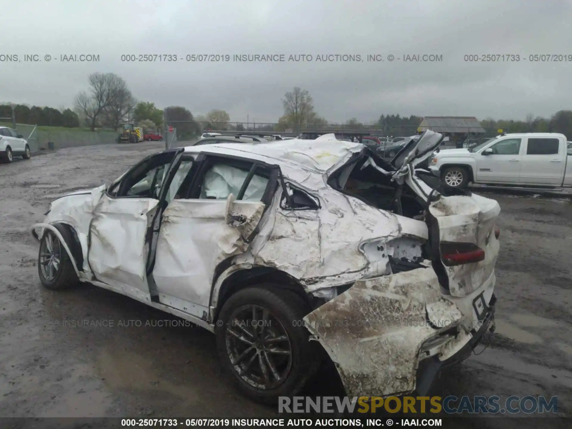 6 Фотография поврежденного автомобиля 5UXUJ3C51KLG52457 BMW X4 2019