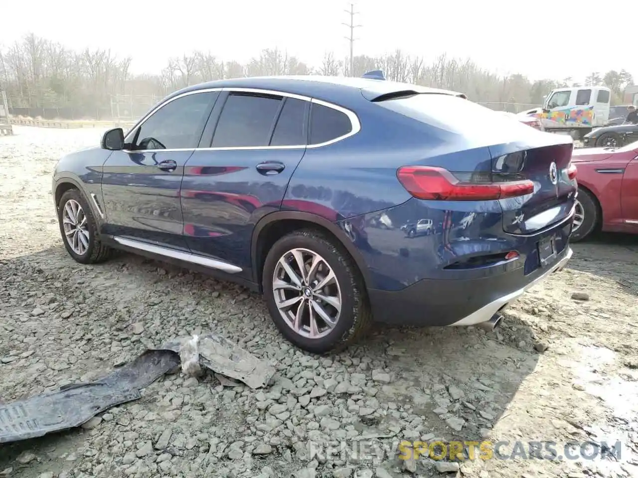 2 Photograph of a damaged car 5UXUJ3C51KLG52720 BMW X4 2019