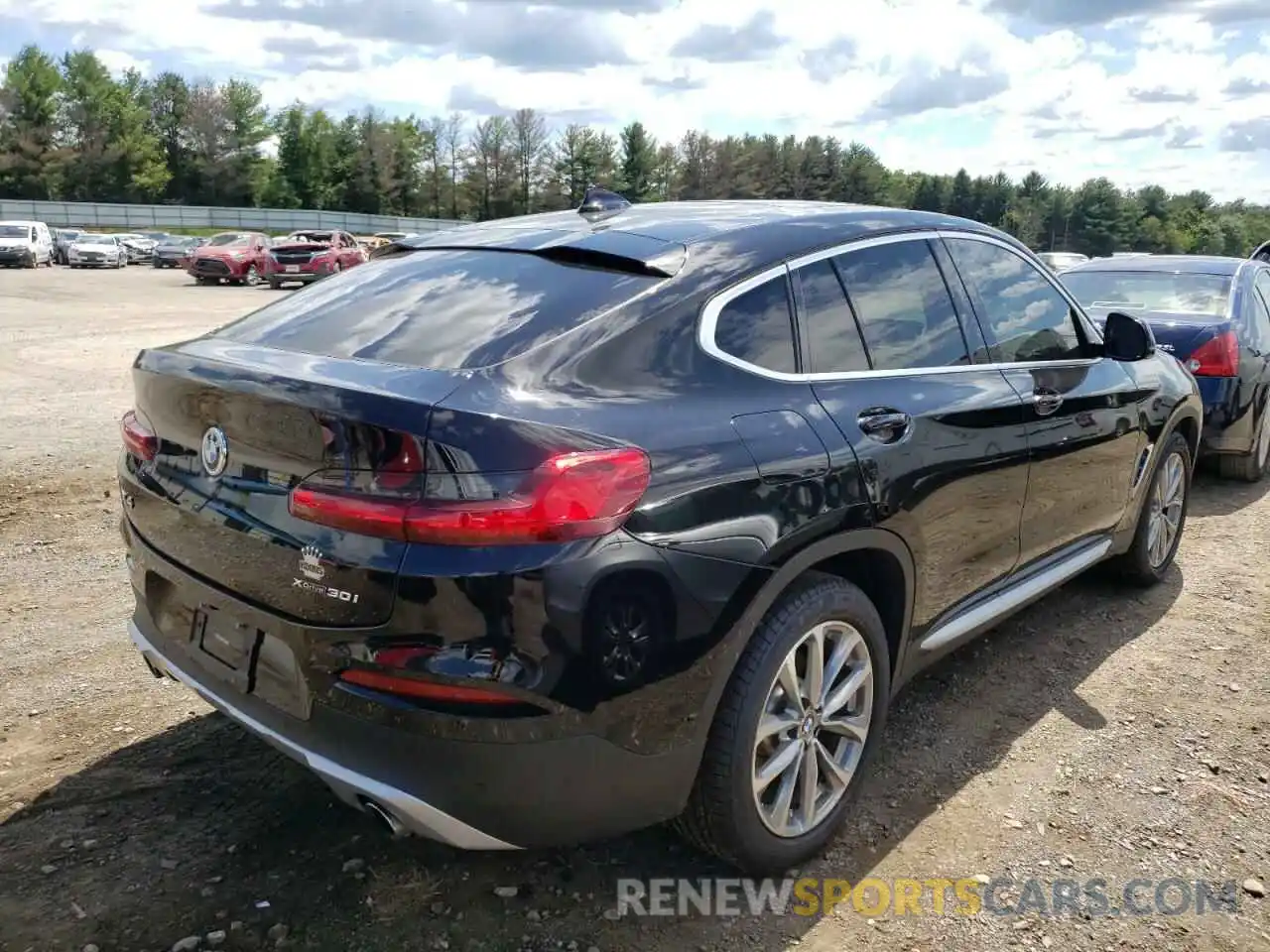 4 Photograph of a damaged car 5UXUJ3C51KLG55536 BMW X4 2019