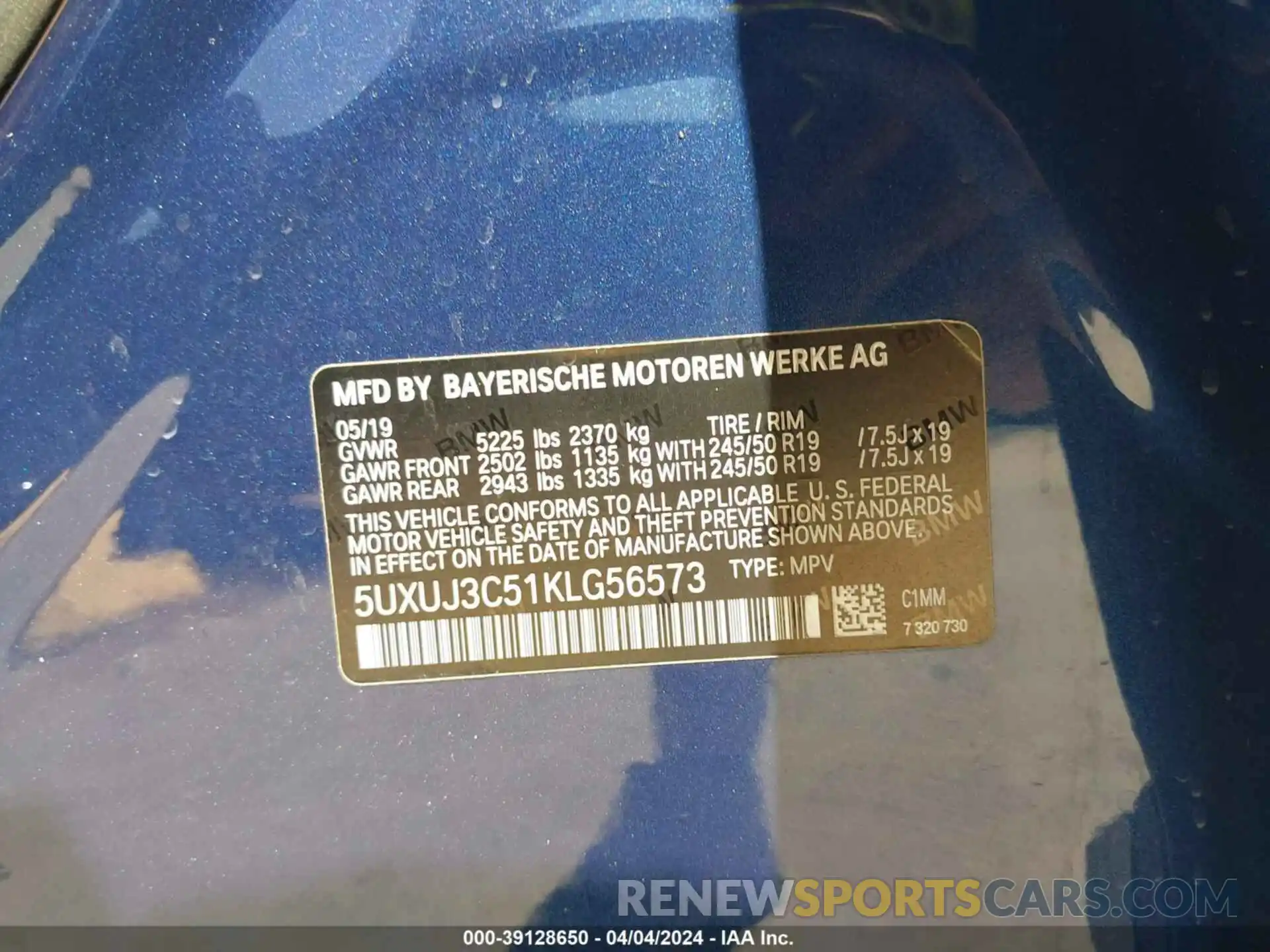 9 Photograph of a damaged car 5UXUJ3C51KLG56573 BMW X4 2019