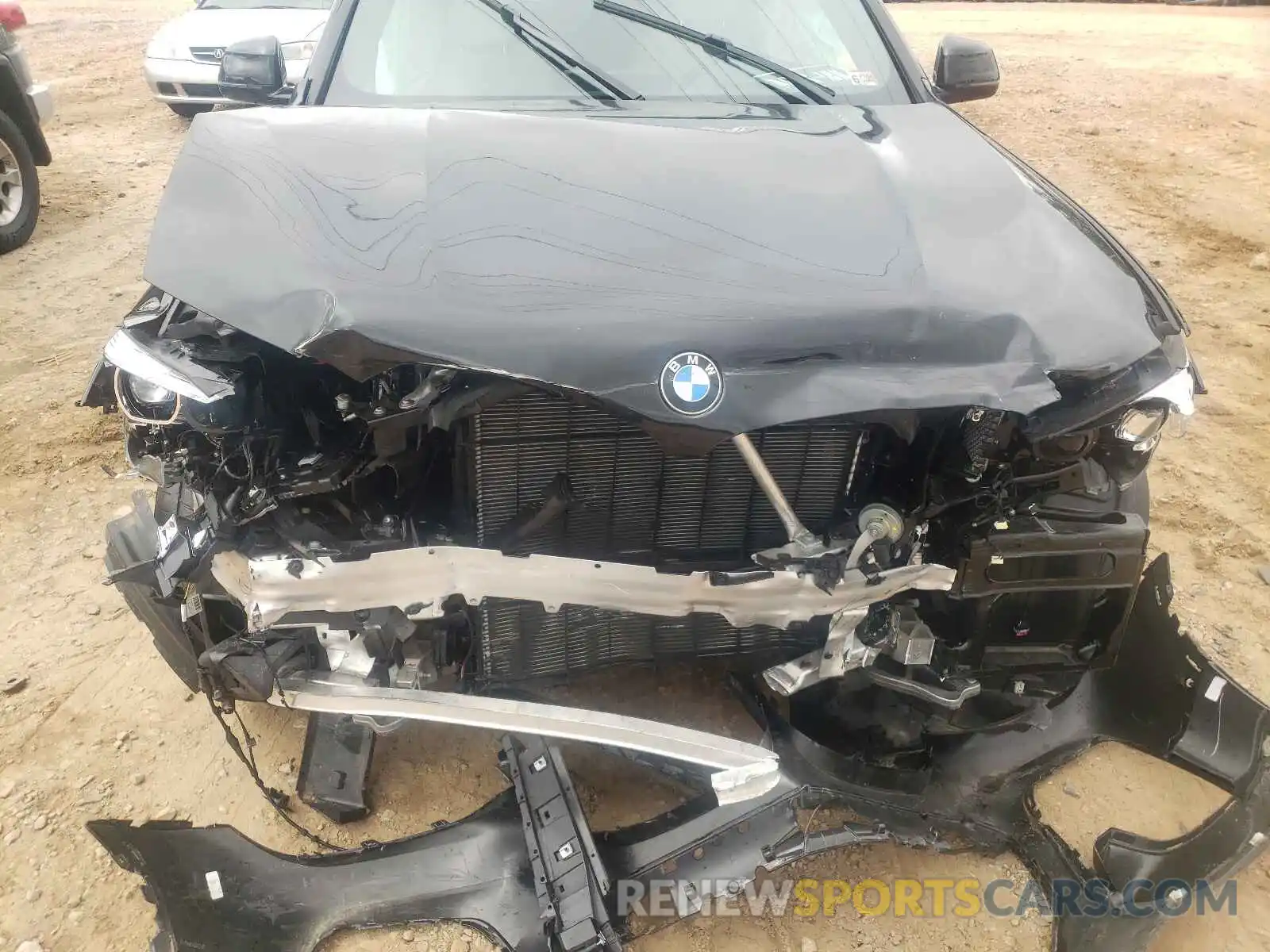 9 Photograph of a damaged car 5UXUJ3C51KLG56640 BMW X4 2019