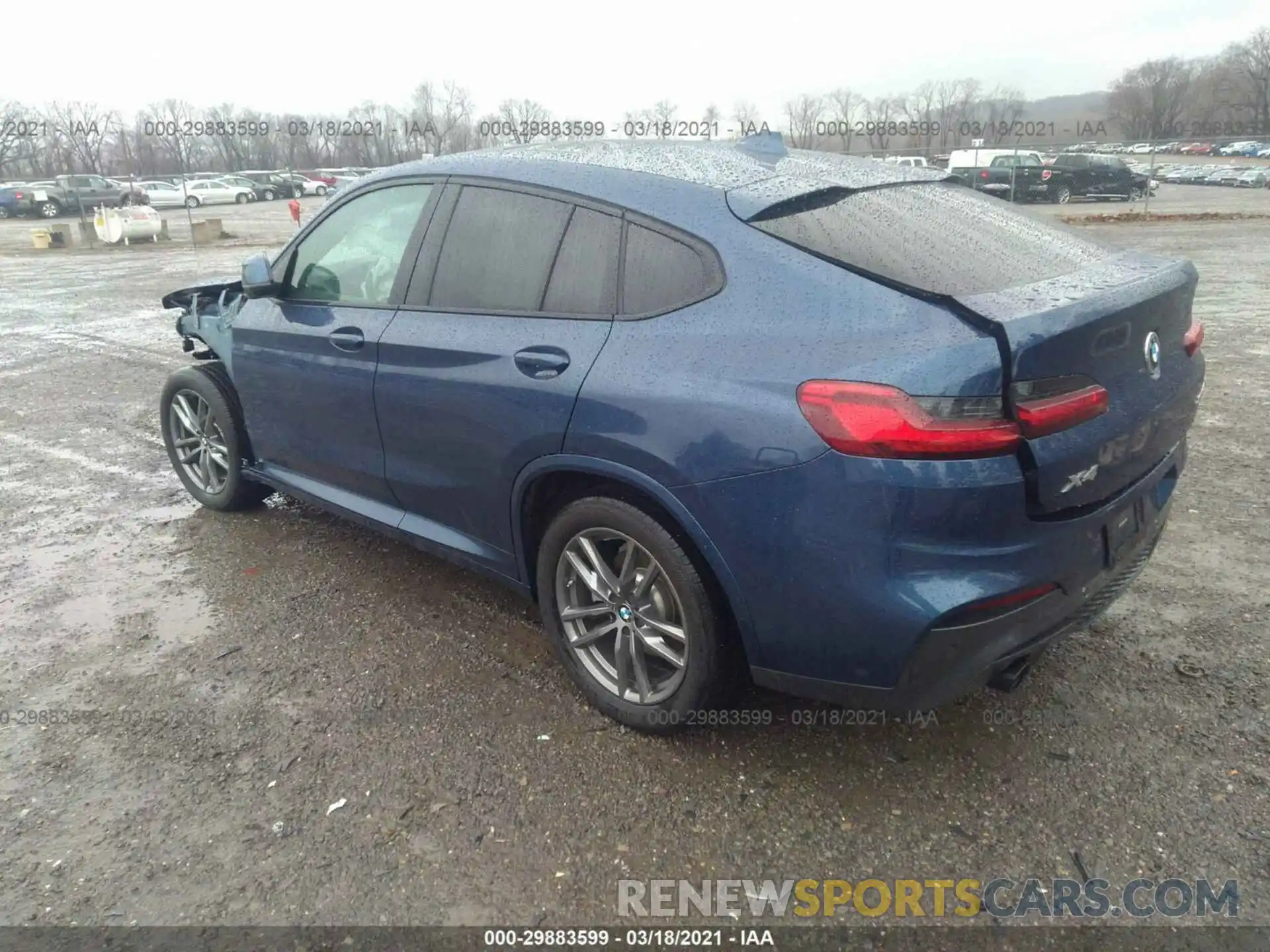 3 Photograph of a damaged car 5UXUJ3C52KLG52127 BMW X4 2019