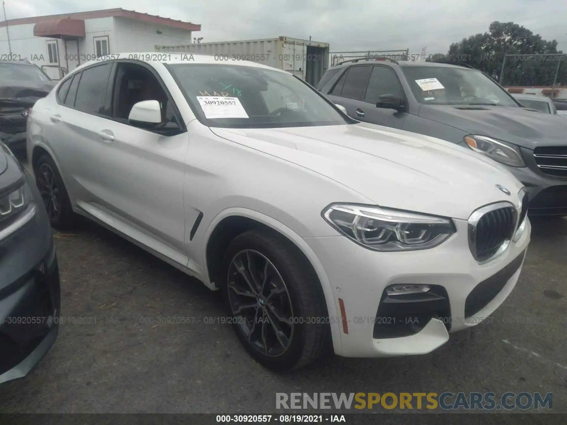 1 Photograph of a damaged car 5UXUJ3C52KLG54153 BMW X4 2019