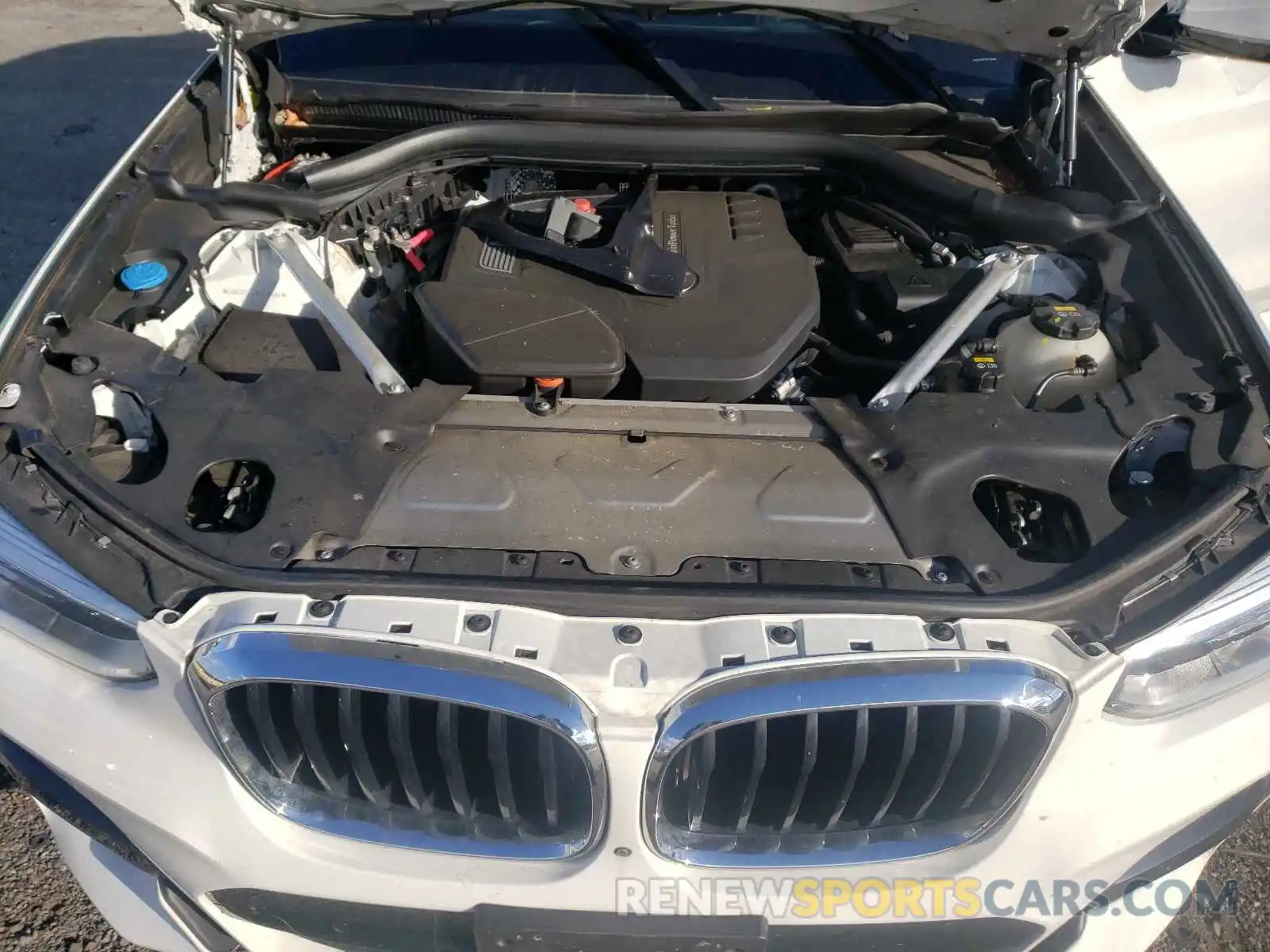 7 Photograph of a damaged car 5UXUJ3C52KLG56484 BMW X4 2019