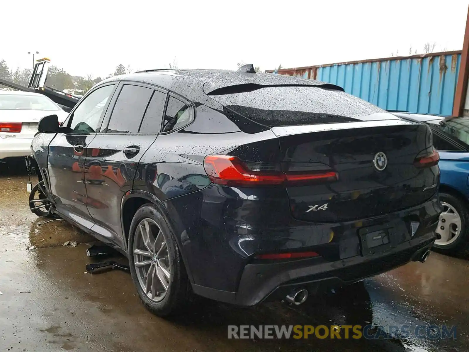 3 Photograph of a damaged car 5UXUJ3C53KLG52458 BMW X4 2019