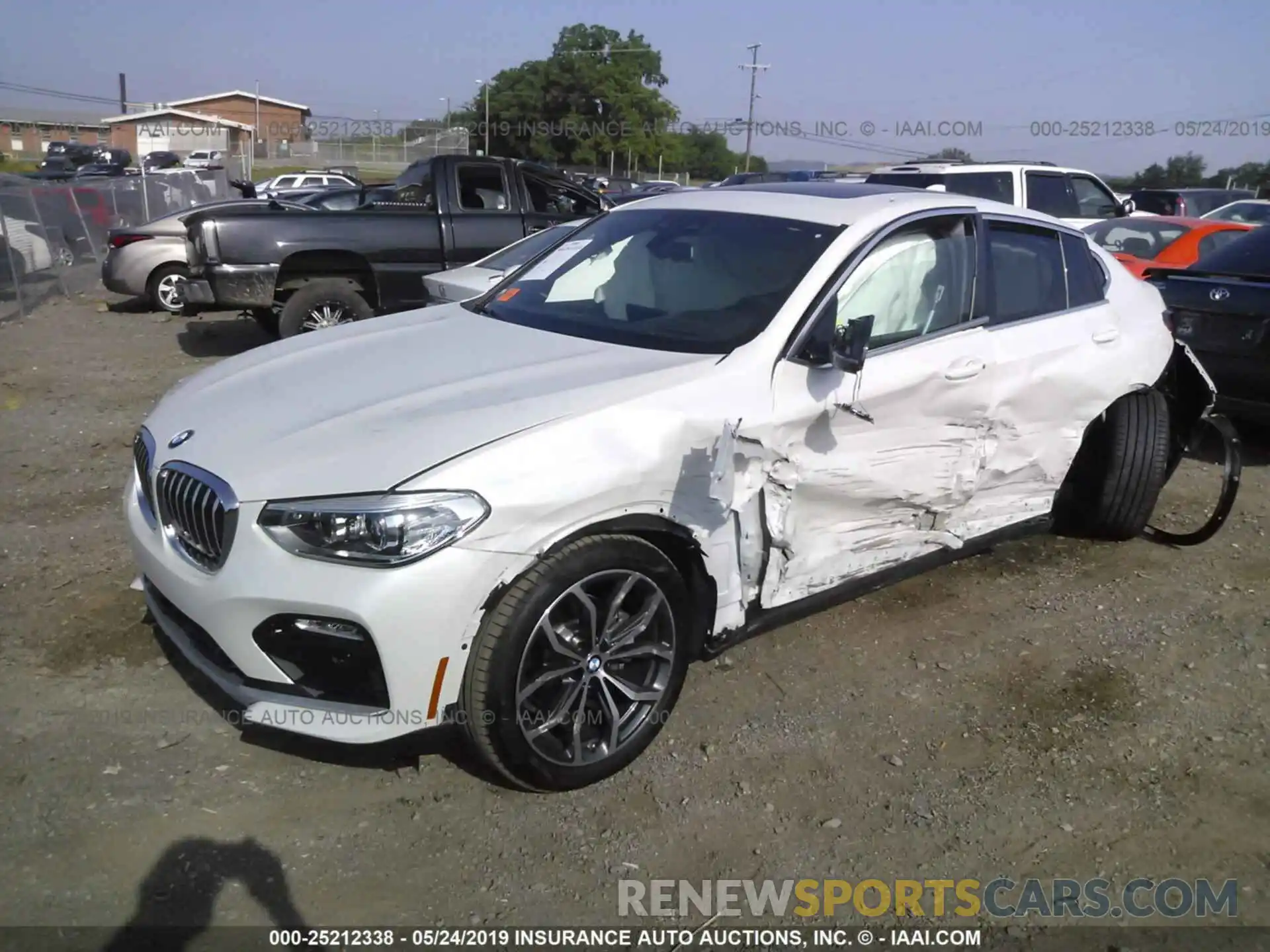 2 Photograph of a damaged car 5UXUJ3C53KLG52945 BMW X4 2019