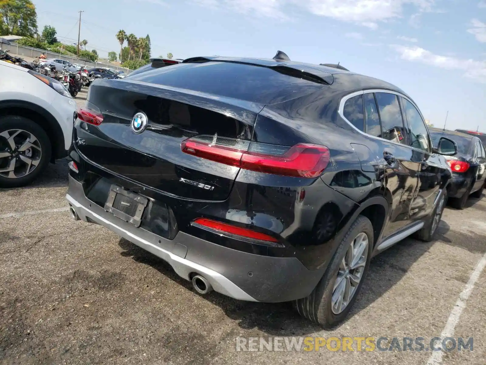 4 Photograph of a damaged car 5UXUJ3C53KLG53609 BMW X4 2019