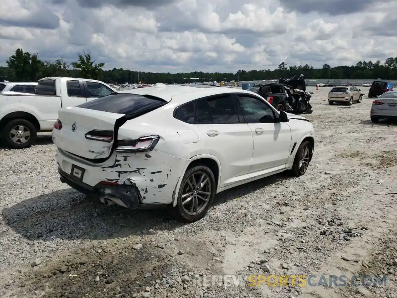 4 Photograph of a damaged car 5UXUJ3C53KLG55859 BMW X4 2019