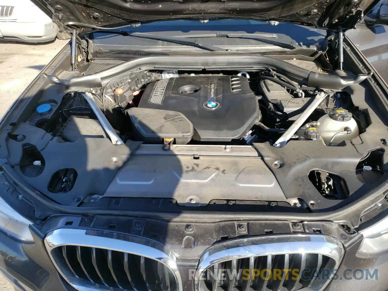 7 Photograph of a damaged car 5UXUJ3C53KLG56655 BMW X4 2019