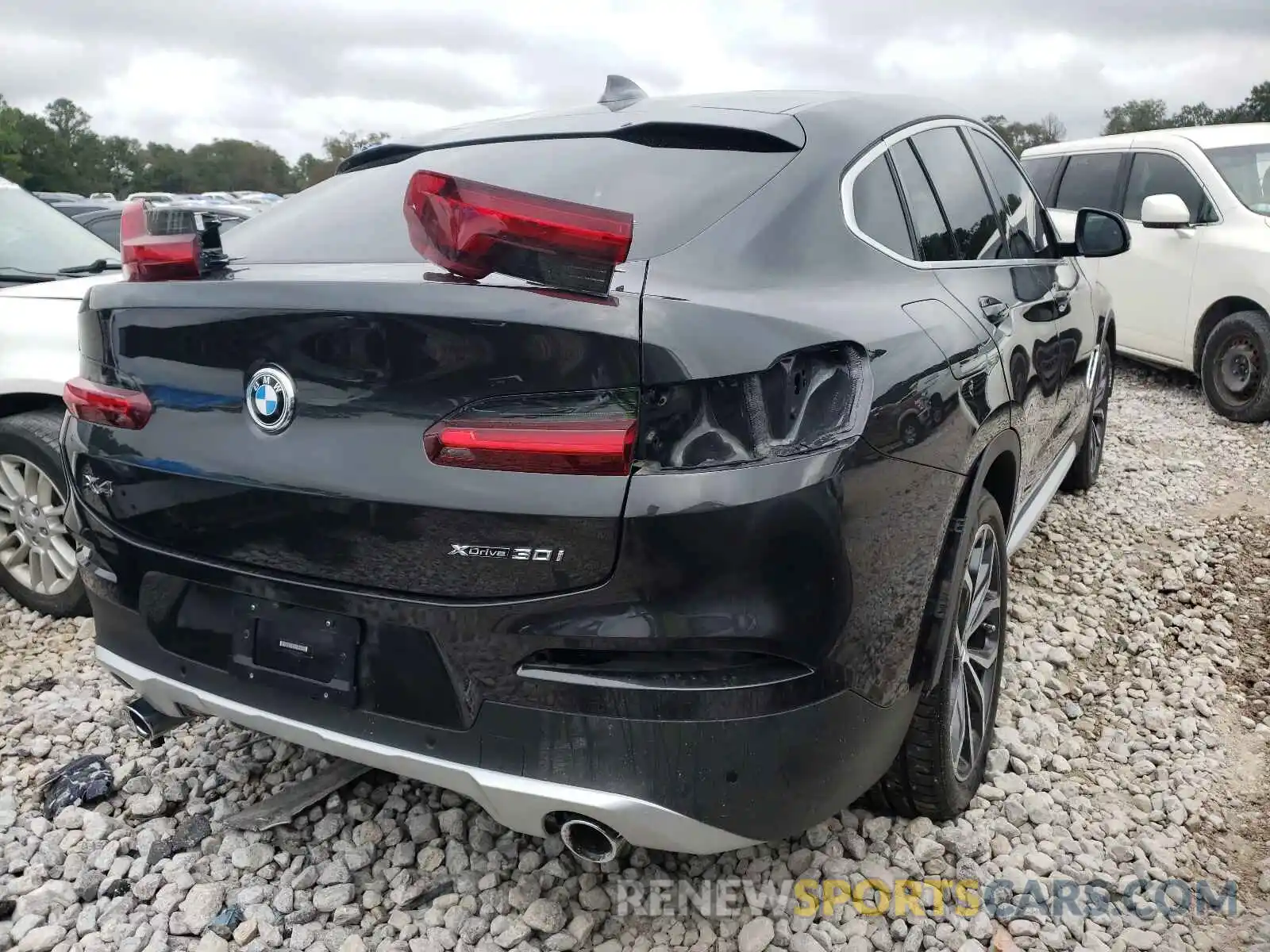 4 Photograph of a damaged car 5UXUJ3C53KLG56915 BMW X4 2019