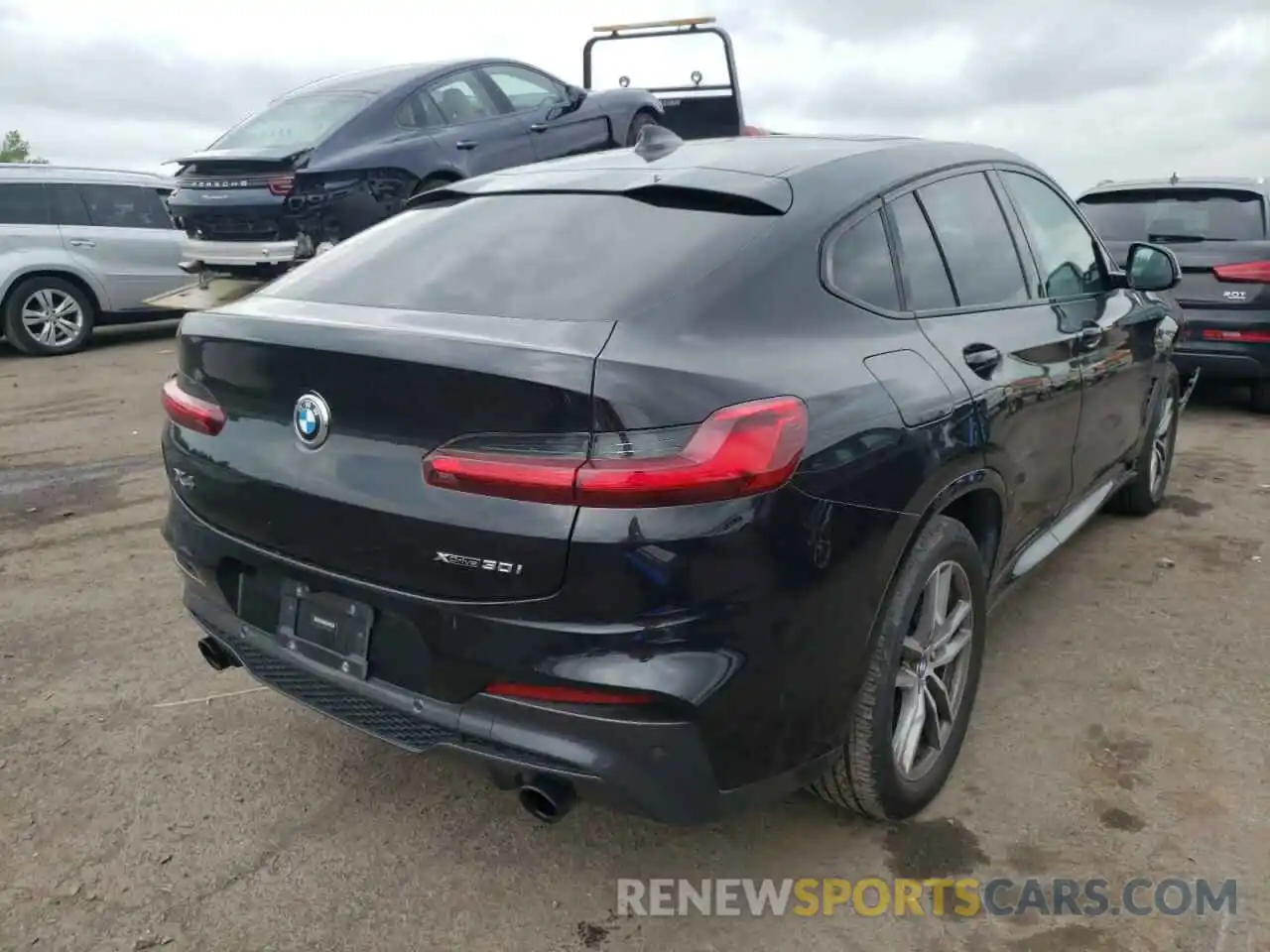 4 Photograph of a damaged car 5UXUJ3C54KLG51934 BMW X4 2019