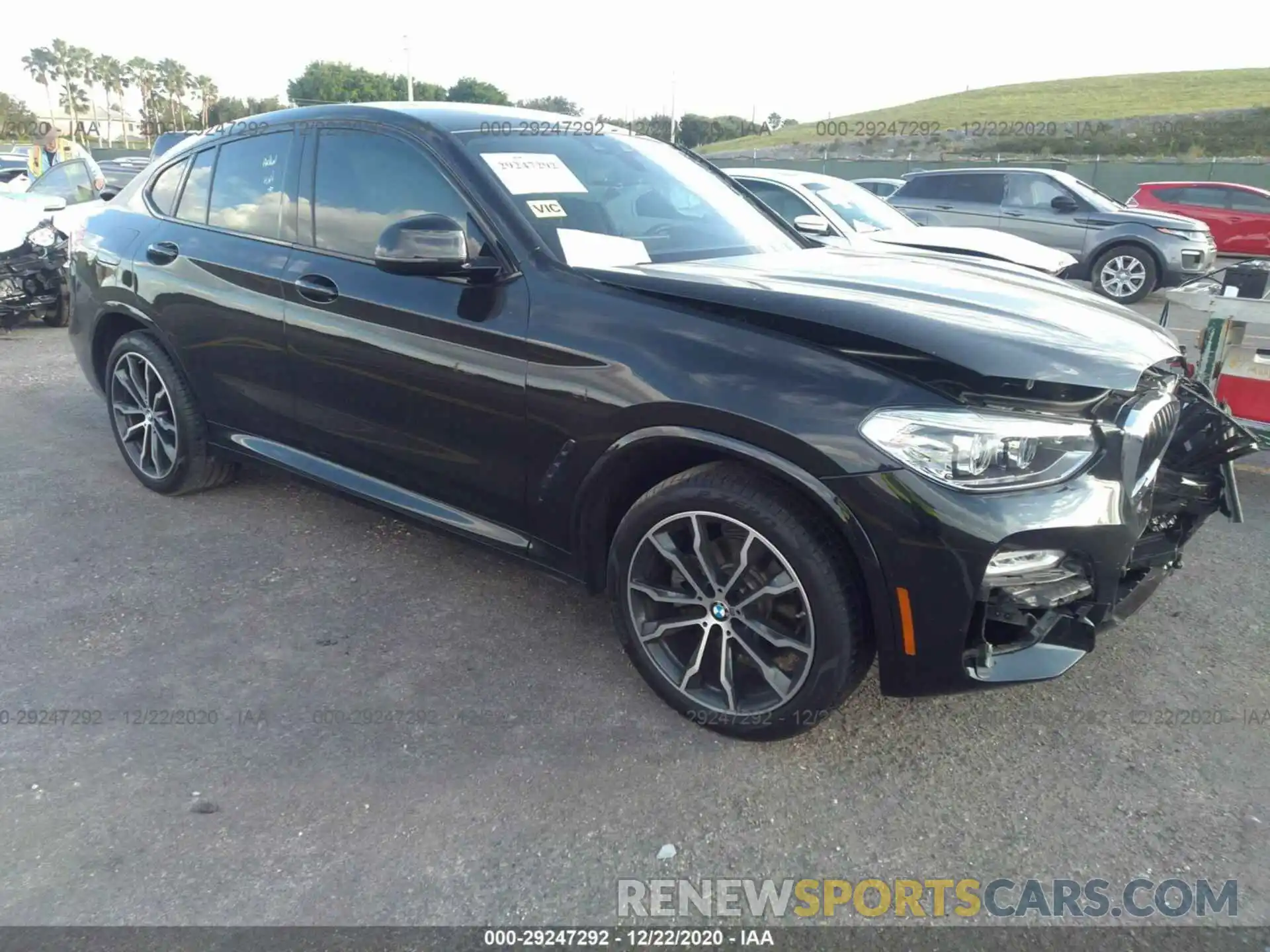 1 Photograph of a damaged car 5UXUJ3C54KLG52341 BMW X4 2019