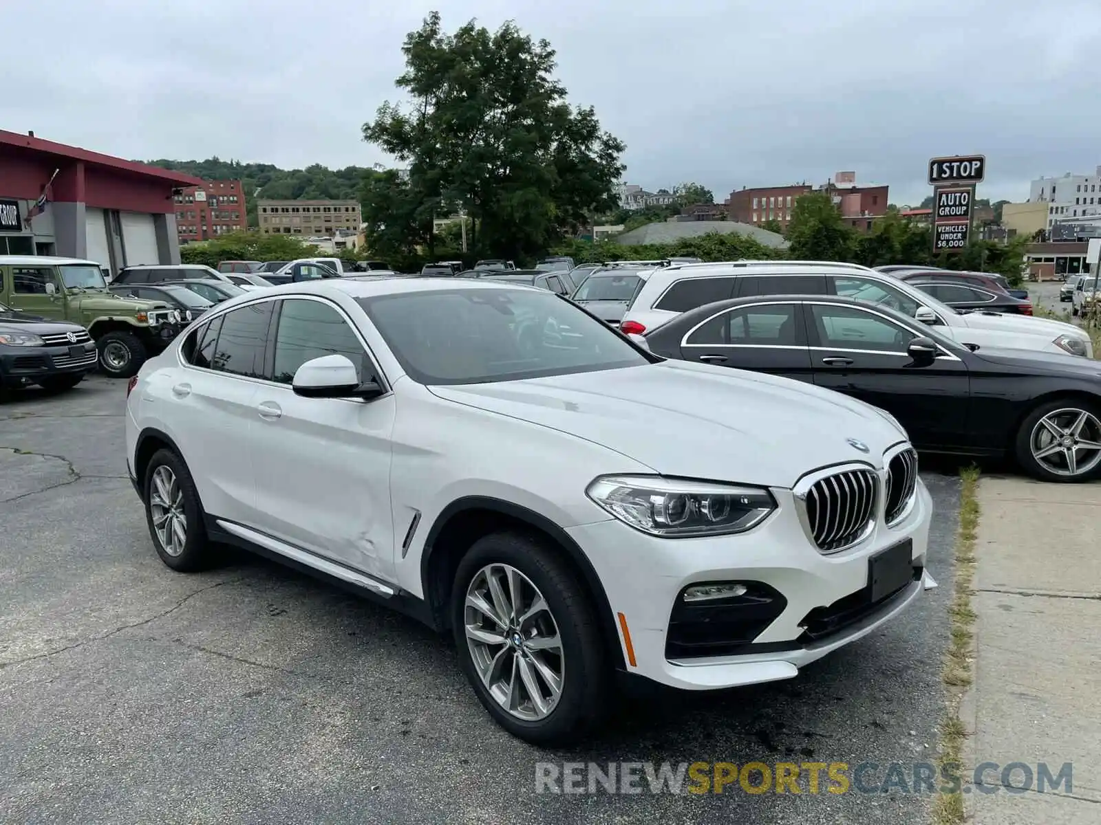 1 Photograph of a damaged car 5UXUJ3C54KLG54526 BMW X4 2019