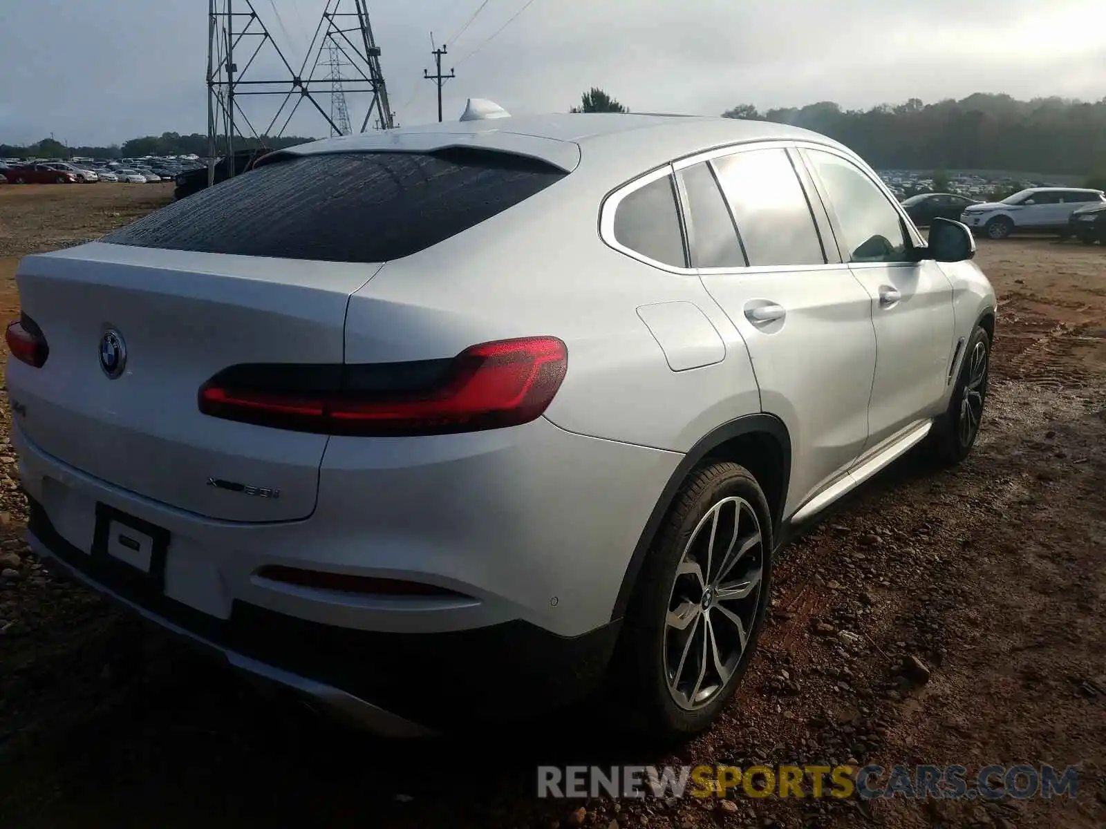 4 Photograph of a damaged car 5UXUJ3C54KLG54929 BMW X4 2019