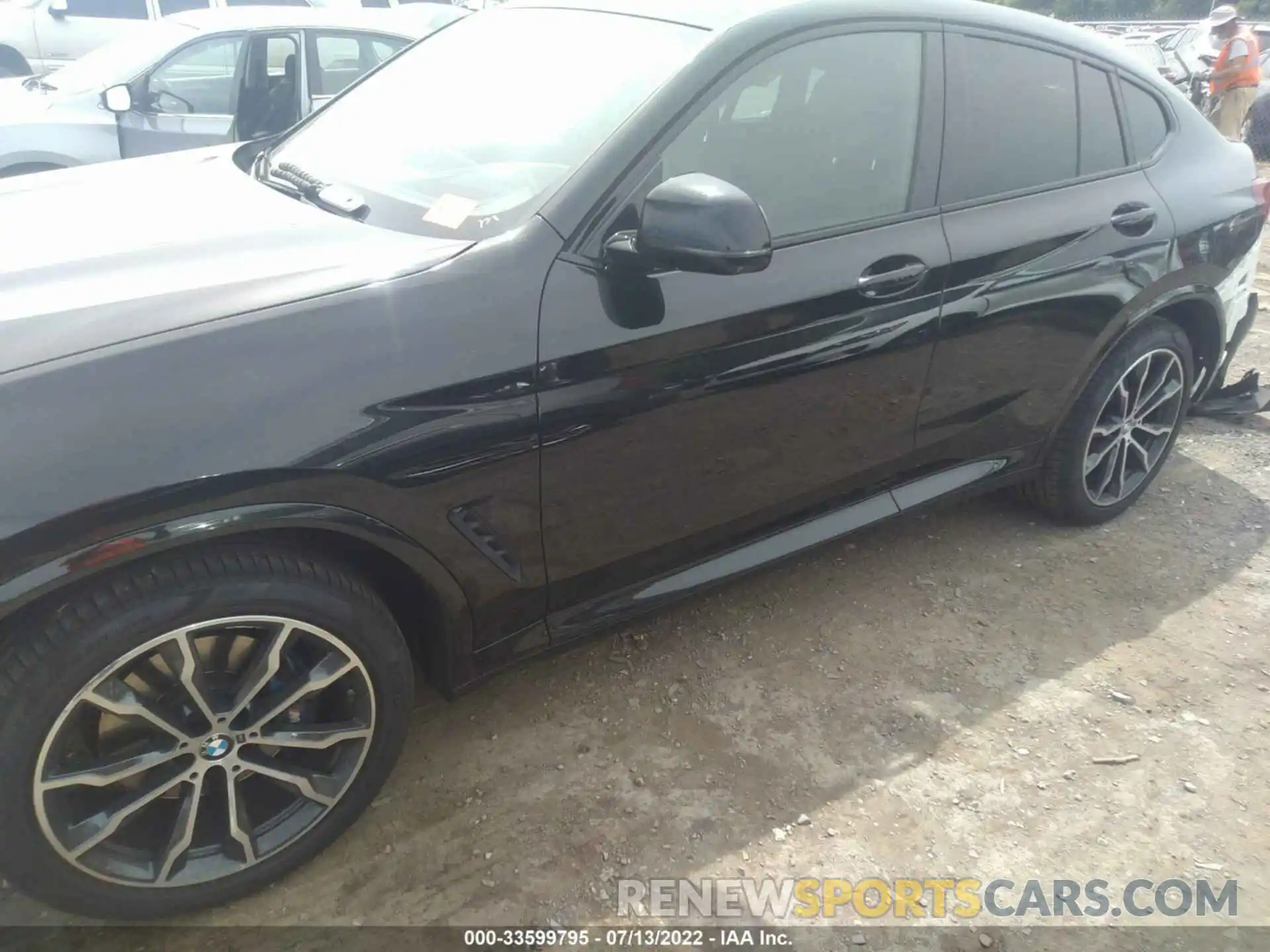 2 Photograph of a damaged car 5UXUJ3C54KLG57488 BMW X4 2019