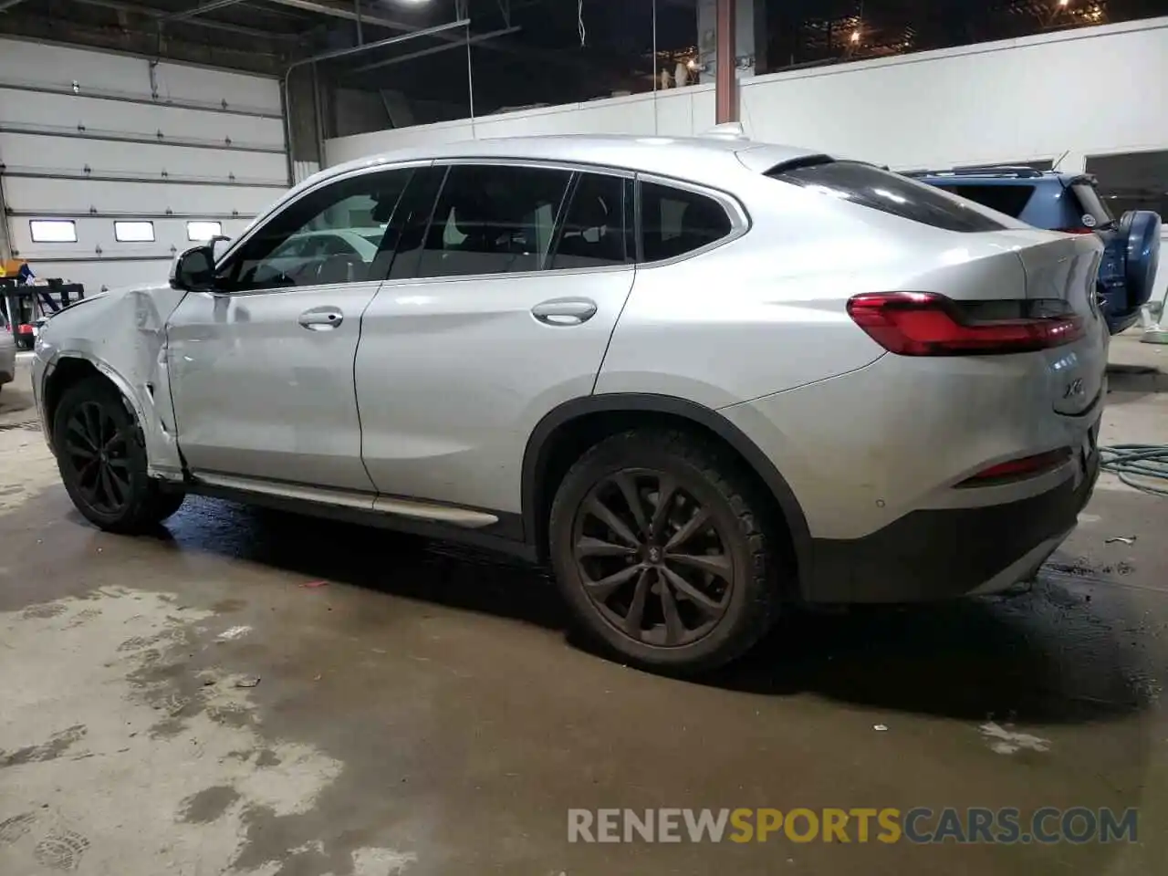 2 Photograph of a damaged car 5UXUJ3C55KLG54907 BMW X4 2019