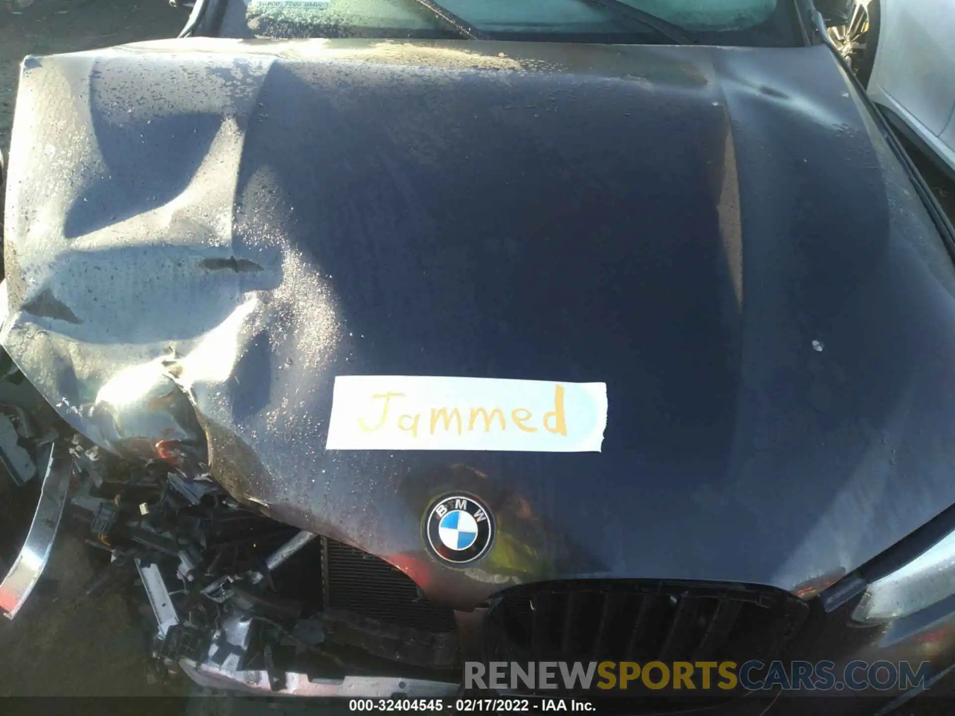 10 Photograph of a damaged car 5UXUJ3C56KLG52924 BMW X4 2019