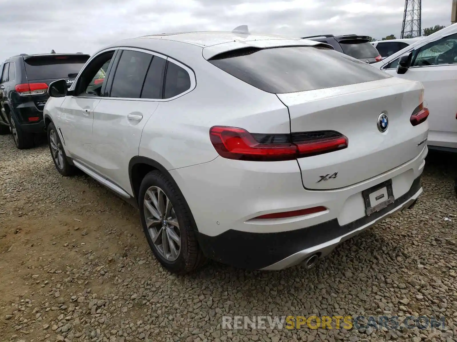 3 Photograph of a damaged car 5UXUJ3C57KLG51863 BMW X4 2019