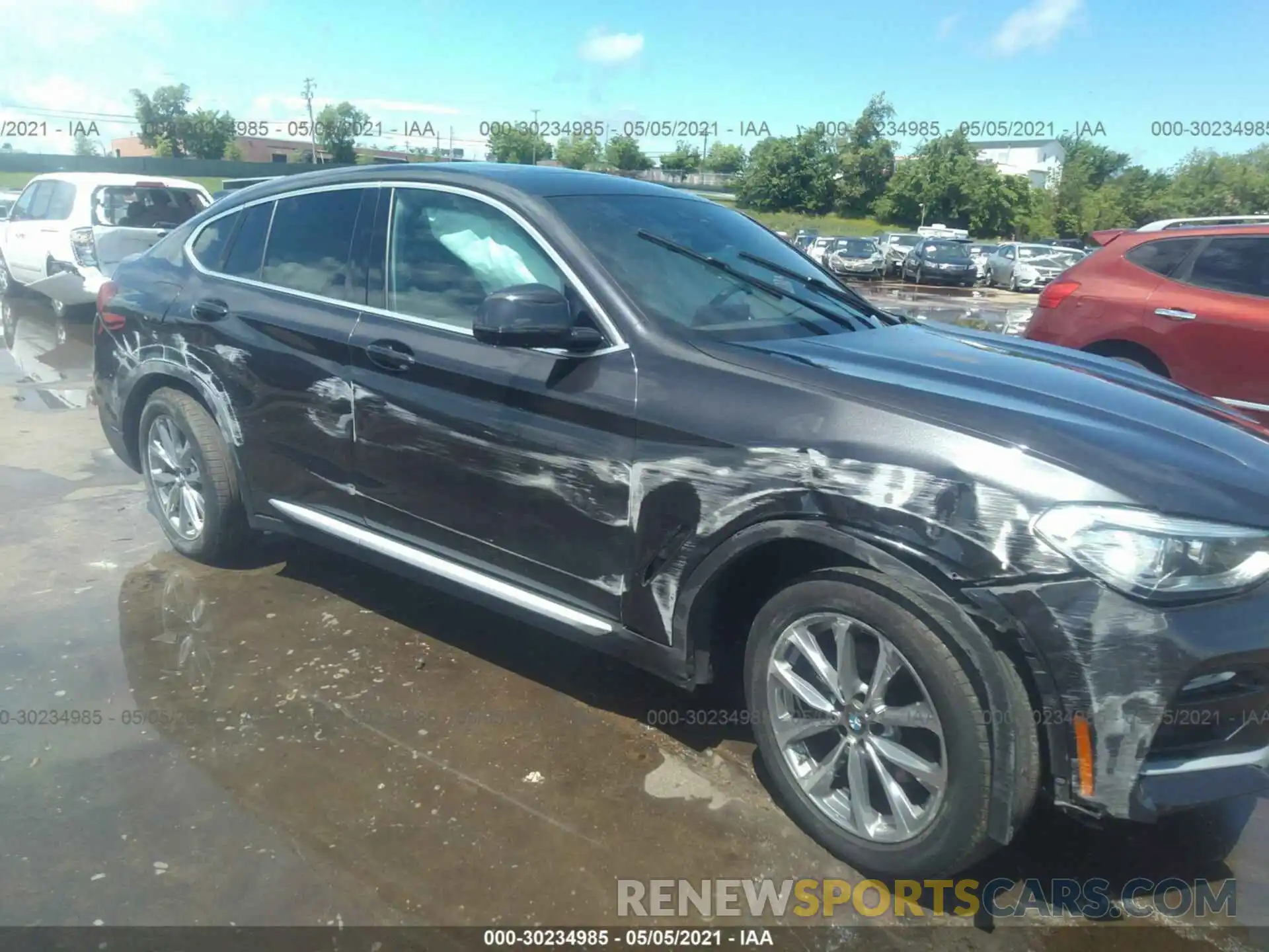 6 Photograph of a damaged car 5UXUJ3C57KLG55458 BMW X4 2019