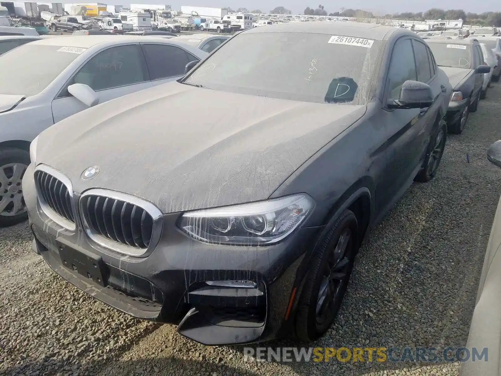 2 Фотография поврежденного автомобиля 5UXUJ3C58KLG54545 BMW X4 2019