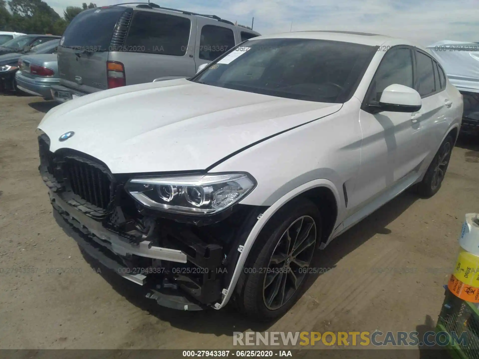 2 Photograph of a damaged car 5UXUJ3C59KLG53338 BMW X4 2019