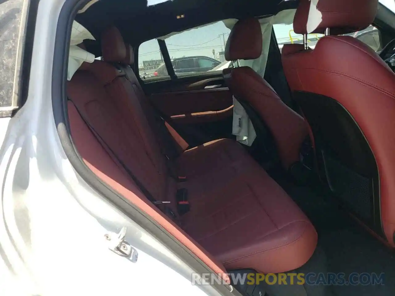 6 Photograph of a damaged car 5UXUJ3C5XKLA58370 BMW X4 2019