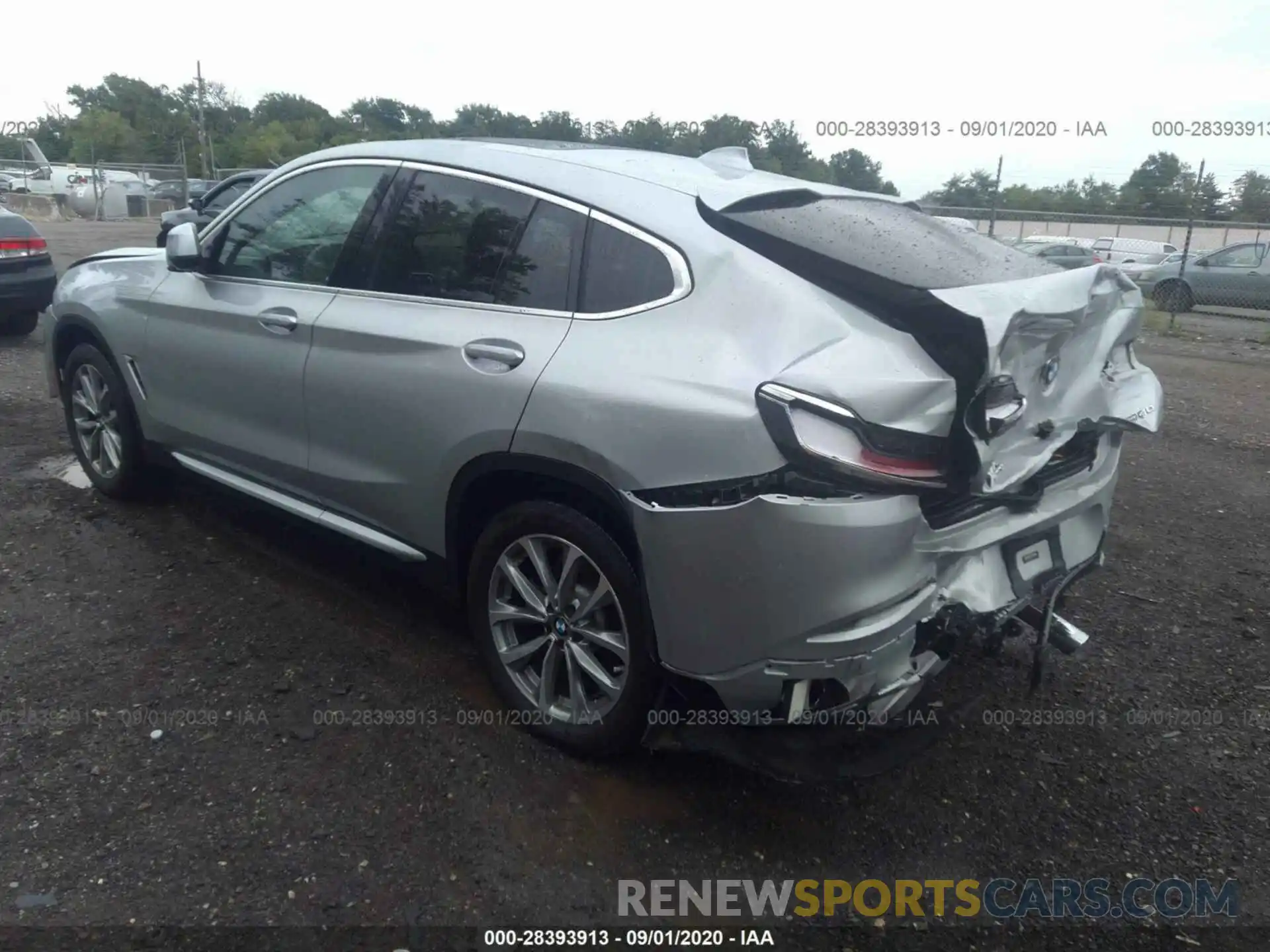 3 Фотография поврежденного автомобиля 5UXUJ3C5XKLG52103 BMW X4 2019