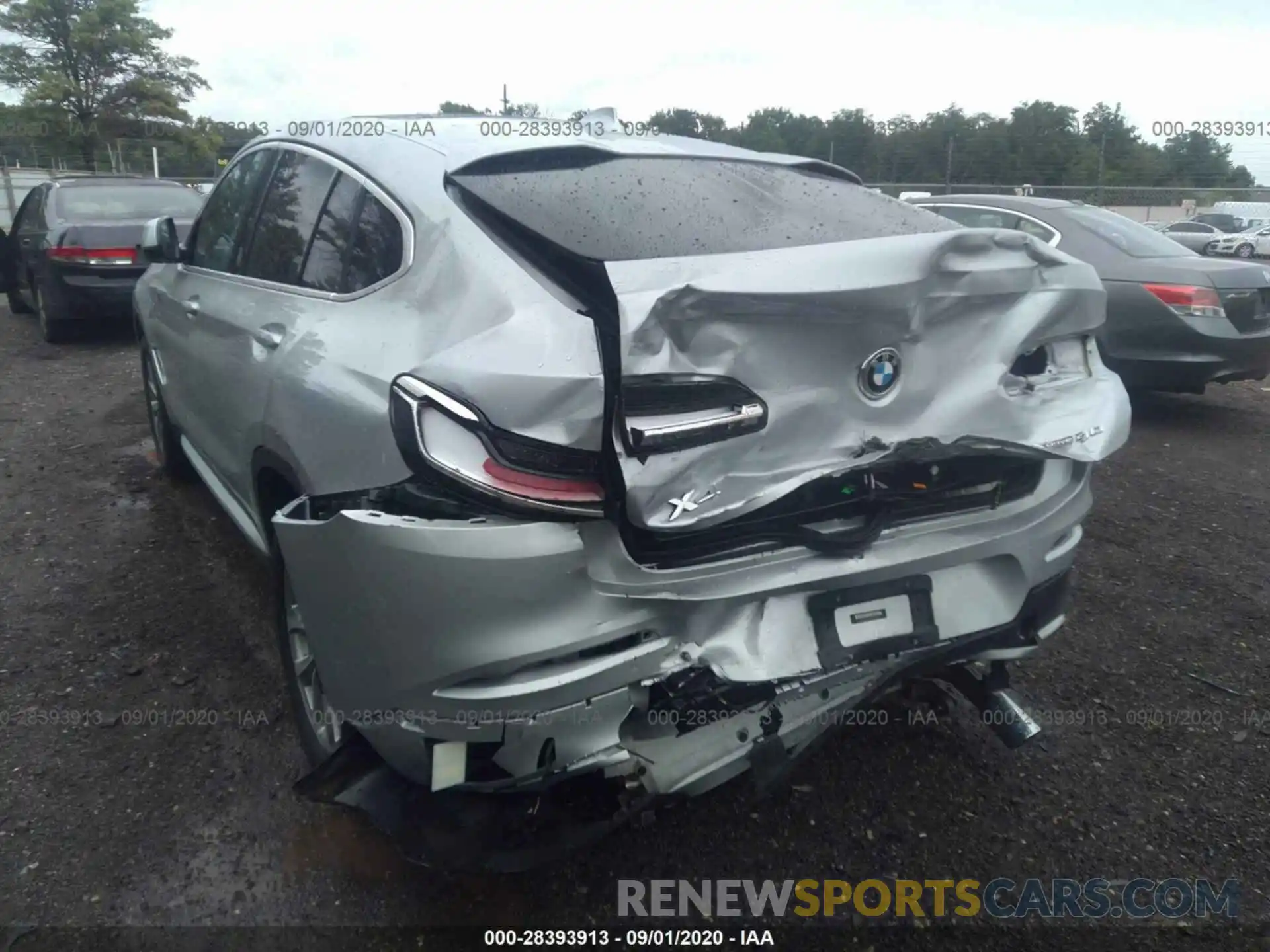 6 Photograph of a damaged car 5UXUJ3C5XKLG52103 BMW X4 2019