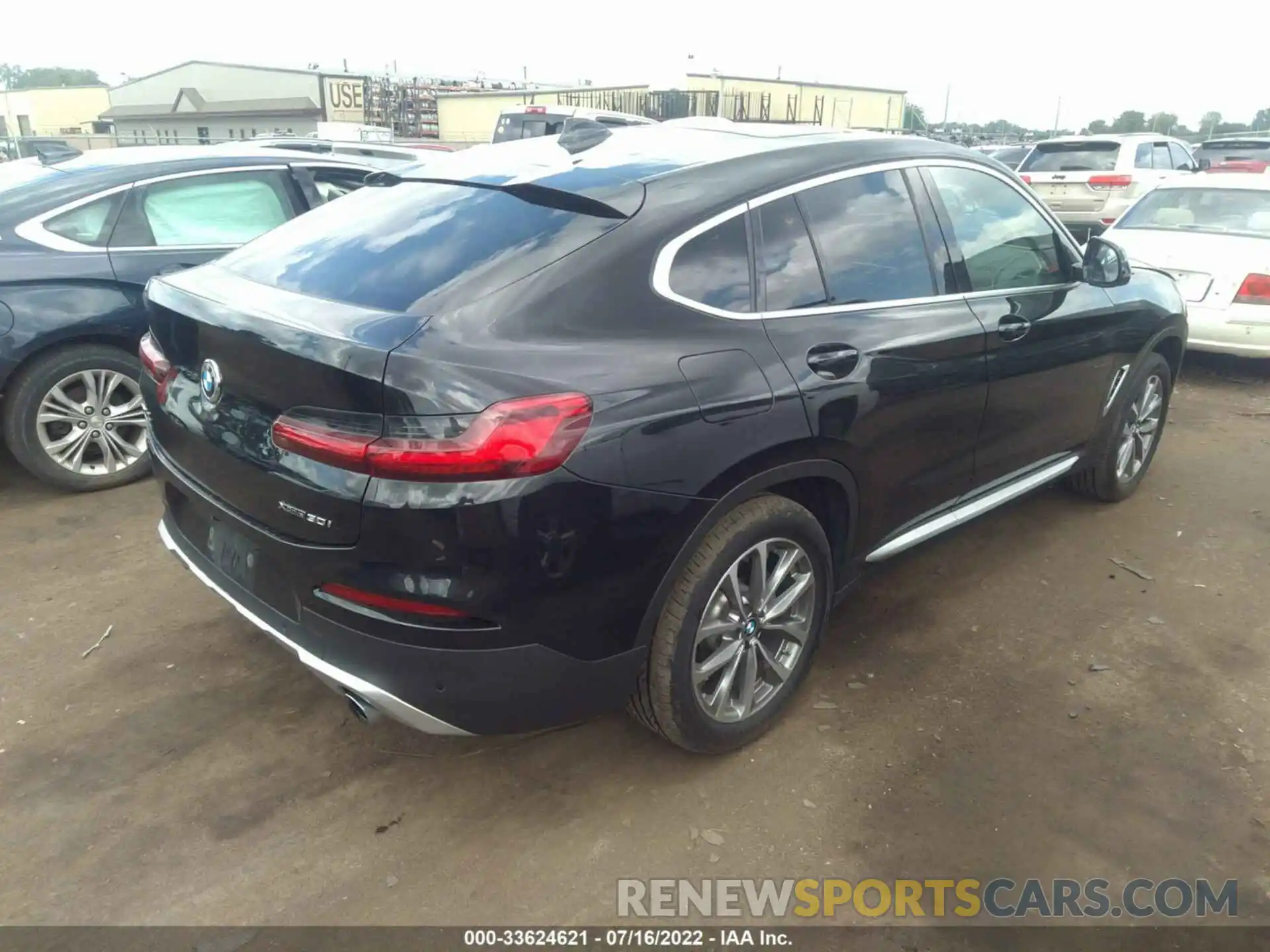 4 Photograph of a damaged car 5UXUJ3C5XKLG52716 BMW X4 2019