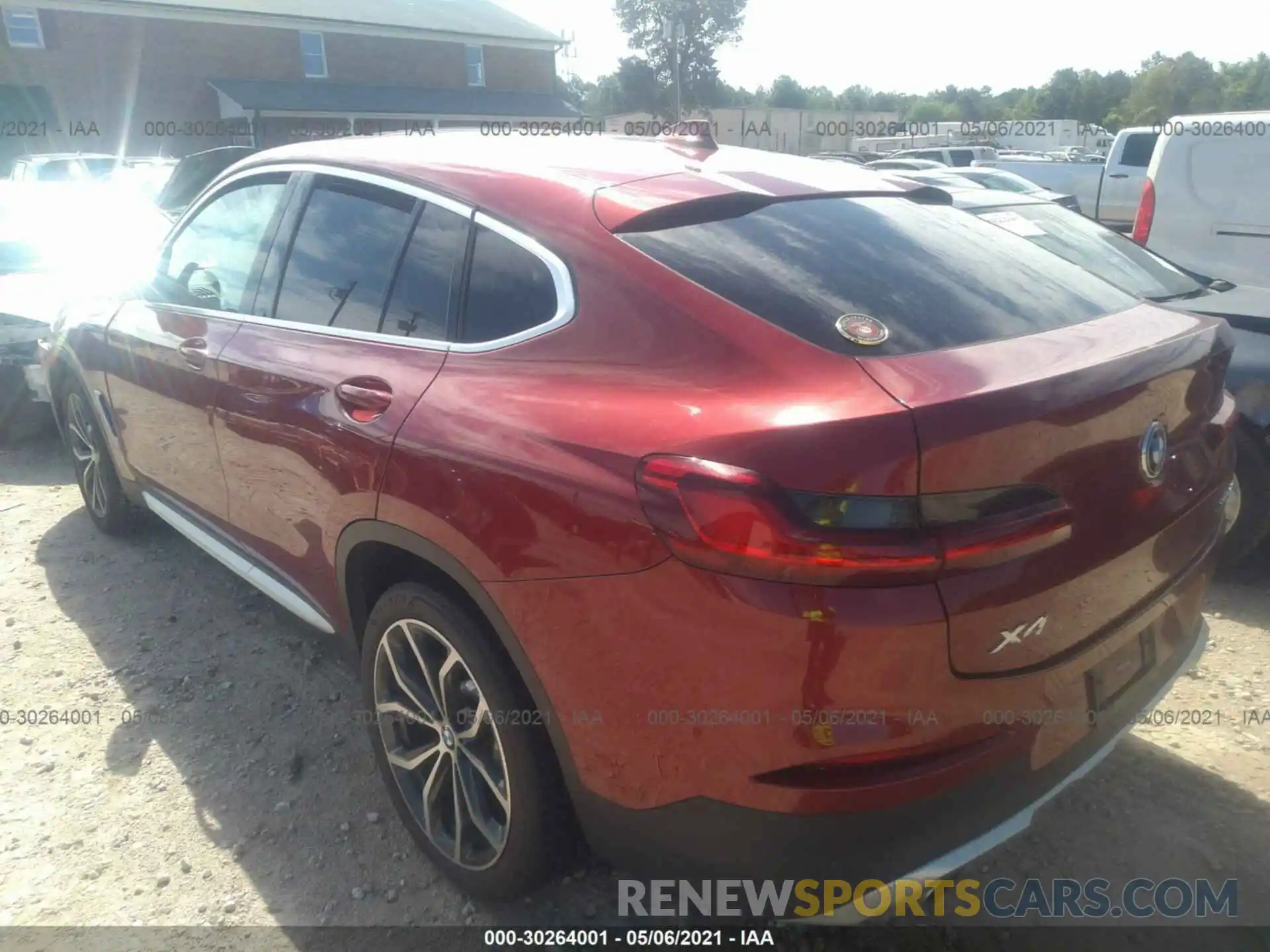 3 Photograph of a damaged car 5UXUJ3C5XKLG56183 BMW X4 2019